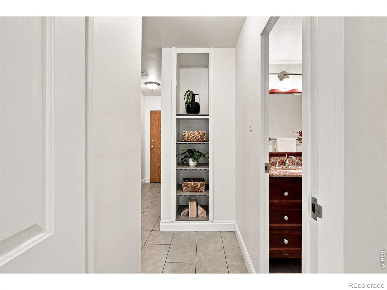 MLS Image #8 for 1223 n race street 303,denver, Colorado