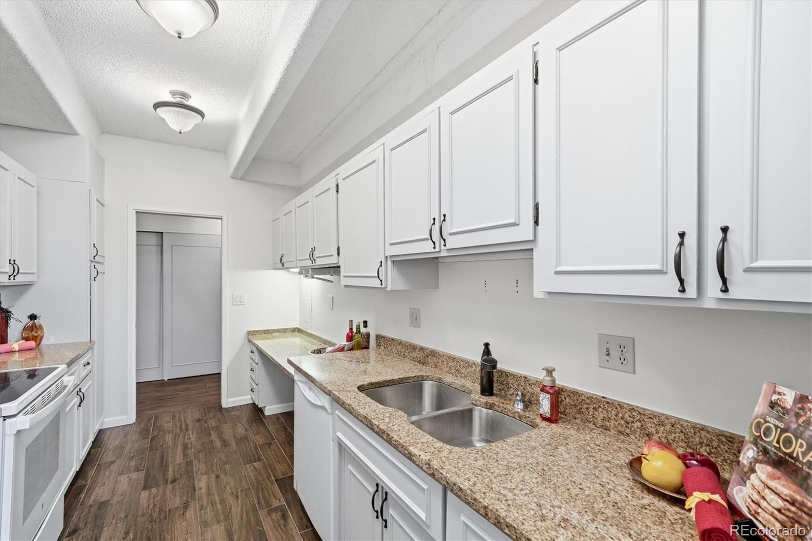MLS Image #17 for 7877 e mississippi avenue 801,denver, Colorado