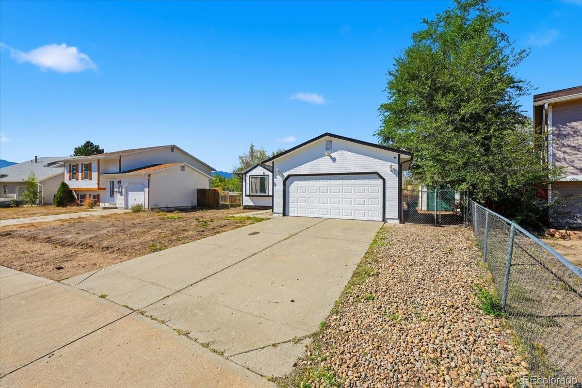 MLS Image #3 for 4254  halstead circle,colorado springs, Colorado