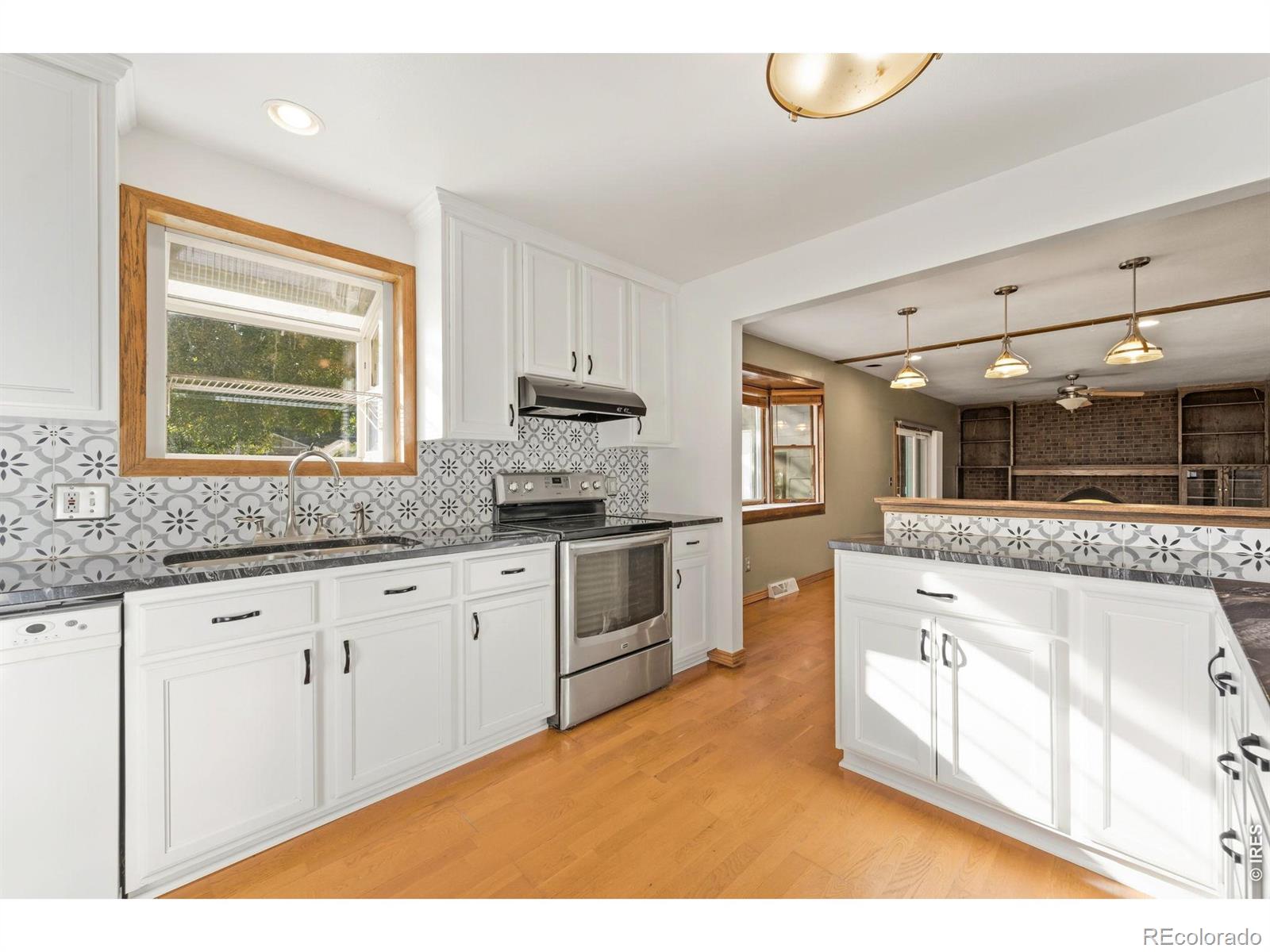 MLS Image #13 for 3015 n douglas avenue,loveland, Colorado