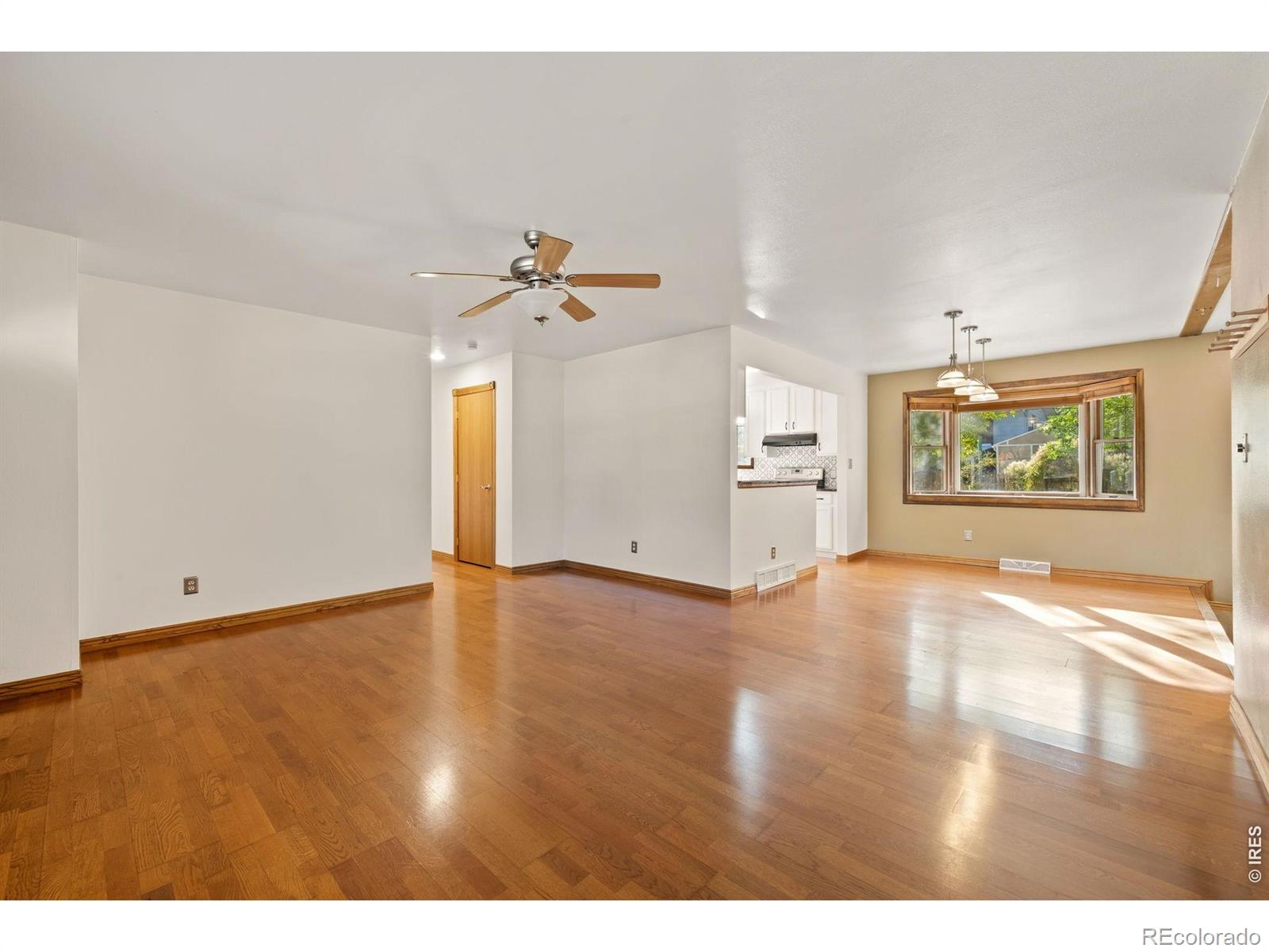 MLS Image #8 for 3015 n douglas avenue,loveland, Colorado