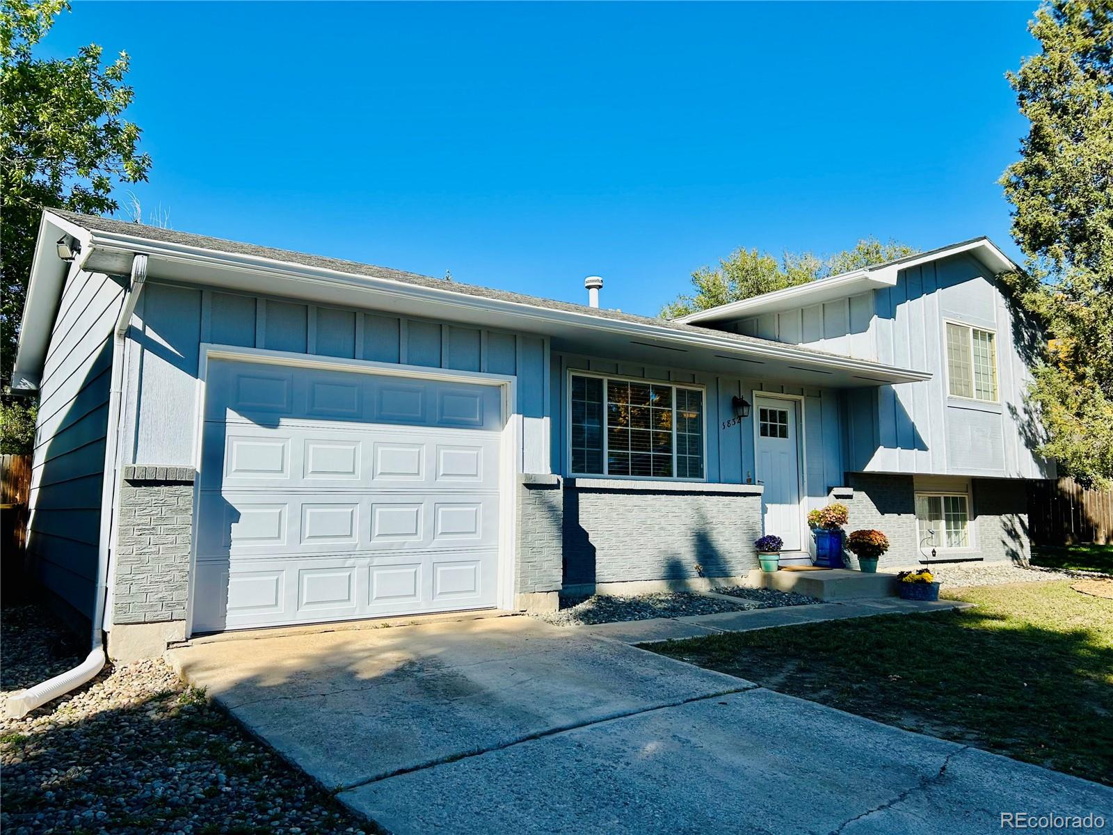 MLS Image #1 for 3832  vaquero circle,colorado springs, Colorado