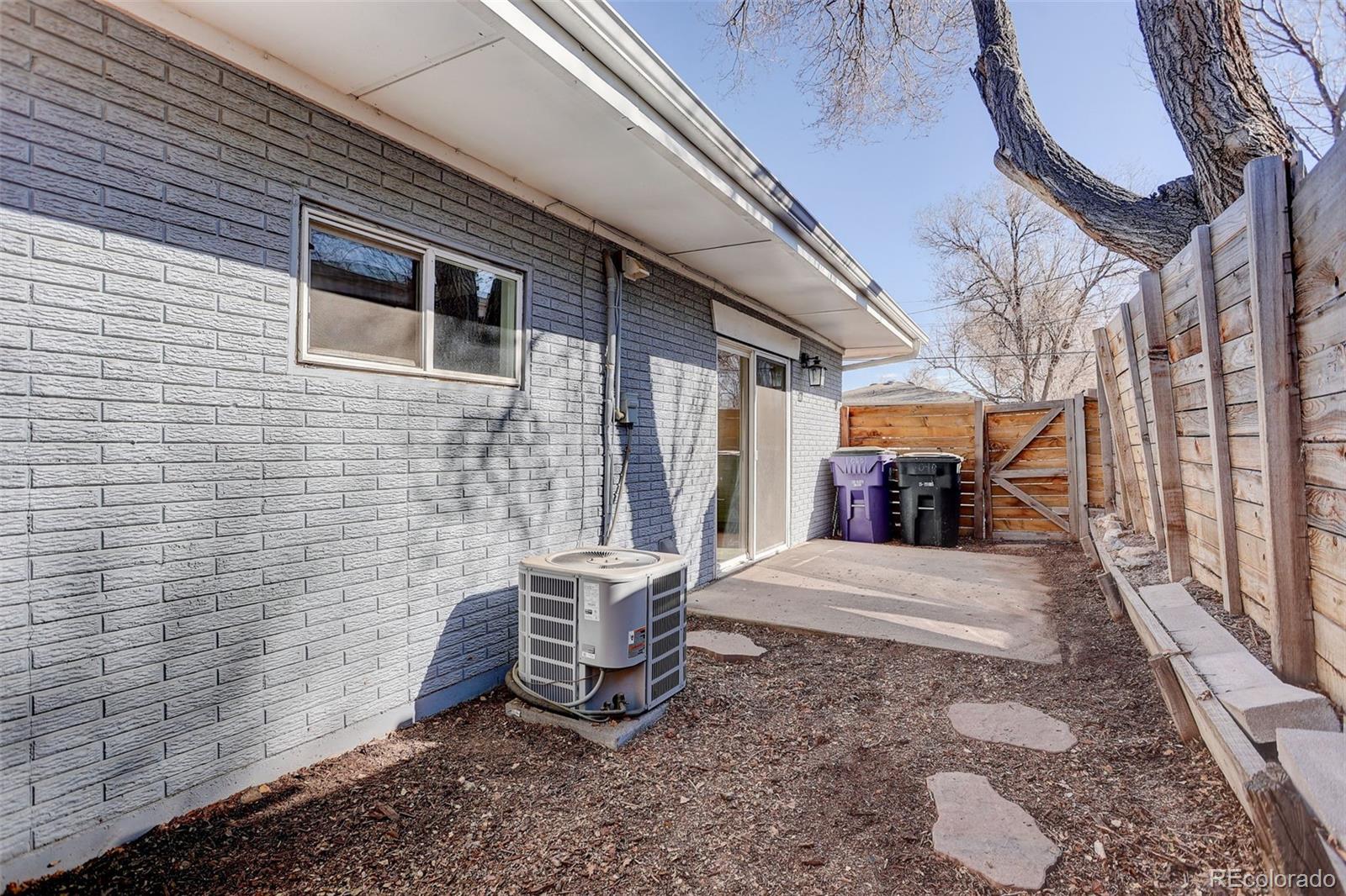 MLS Image #18 for 1040 n stuart street,denver, Colorado