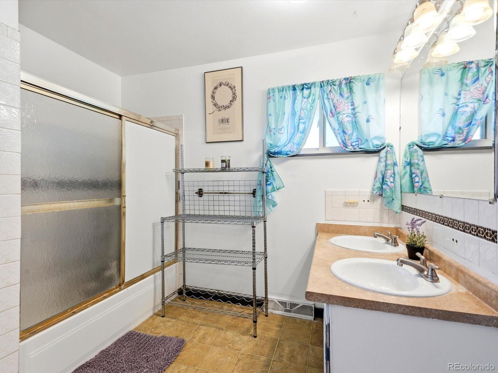 MLS Image #19 for 19301 e 128th avenue,commerce city, Colorado