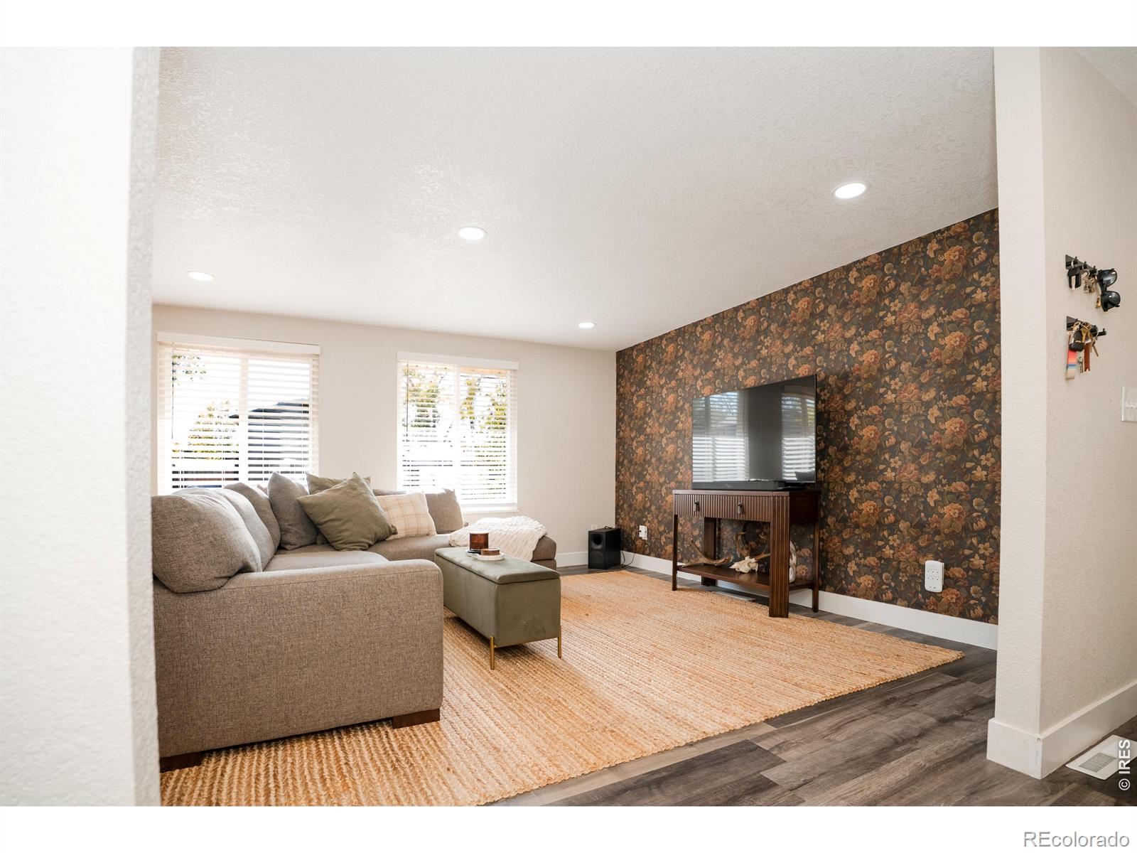 MLS Image #3 for 426  thistle place,longmont, Colorado