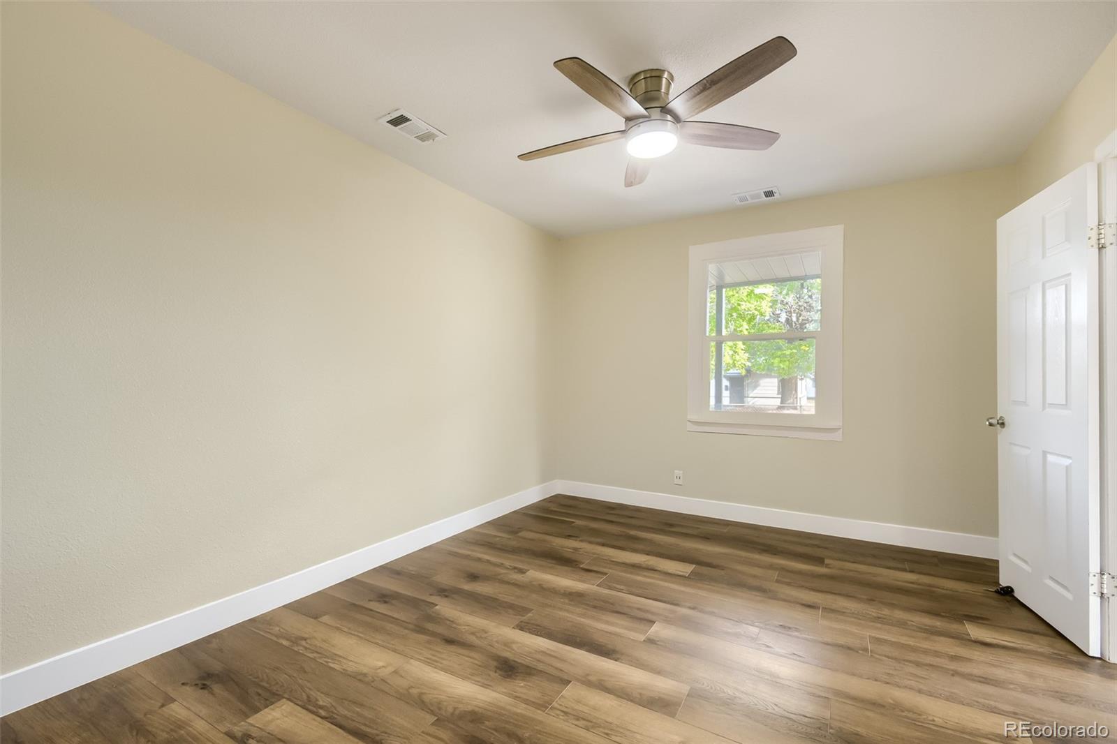 MLS Image #13 for 321  stuart street,denver, Colorado