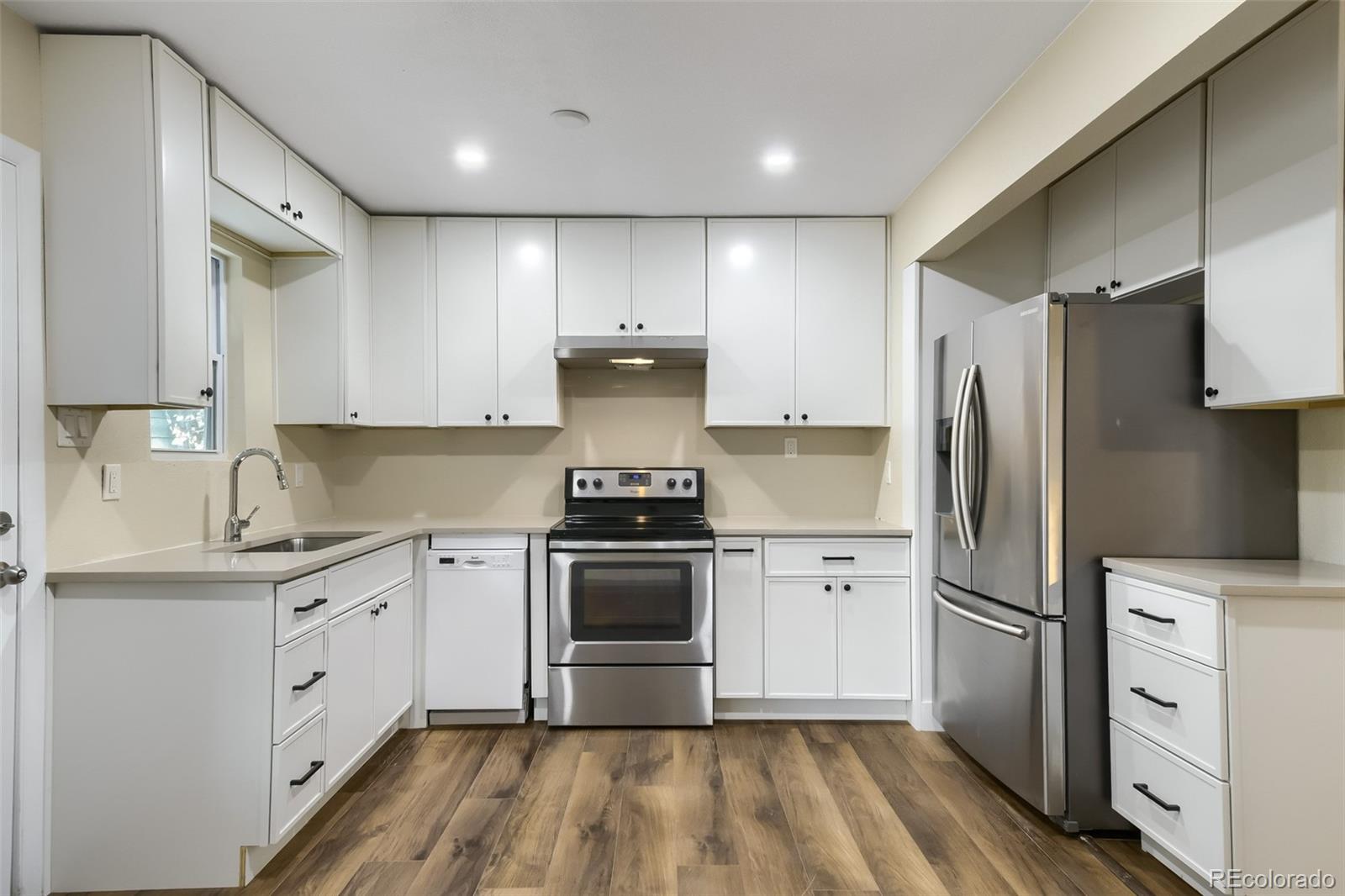 MLS Image #8 for 321  stuart street,denver, Colorado