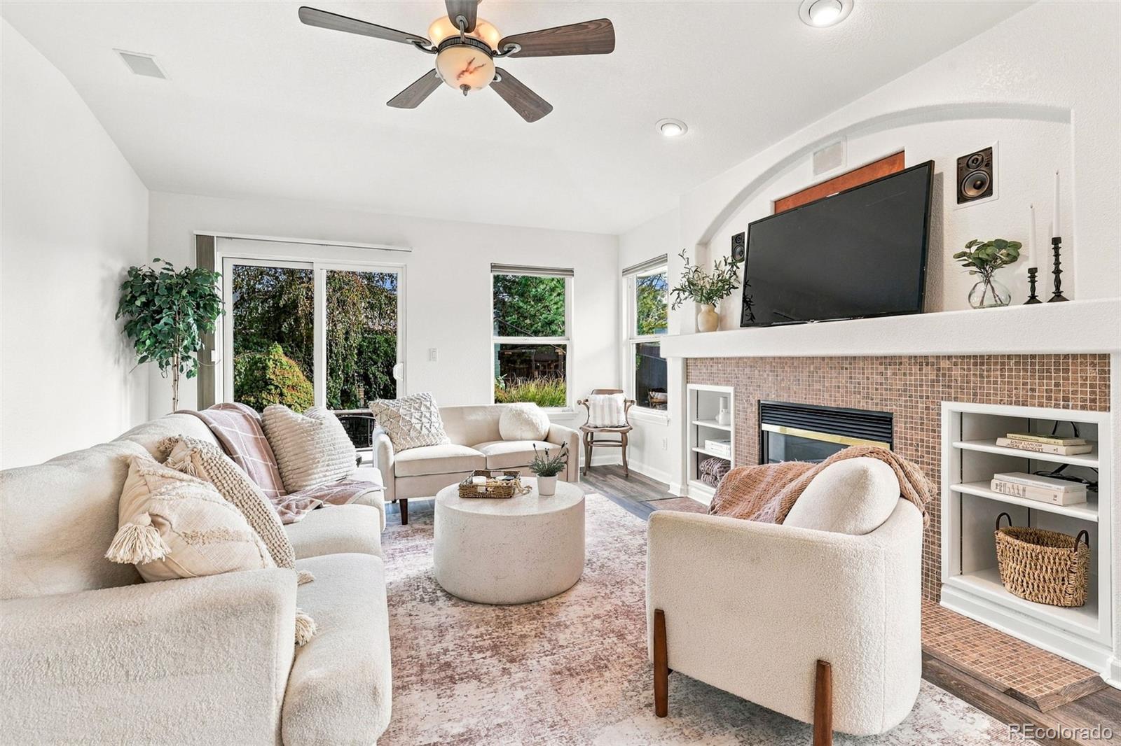 MLS Image #10 for 2600 s fundy circle,aurora, Colorado