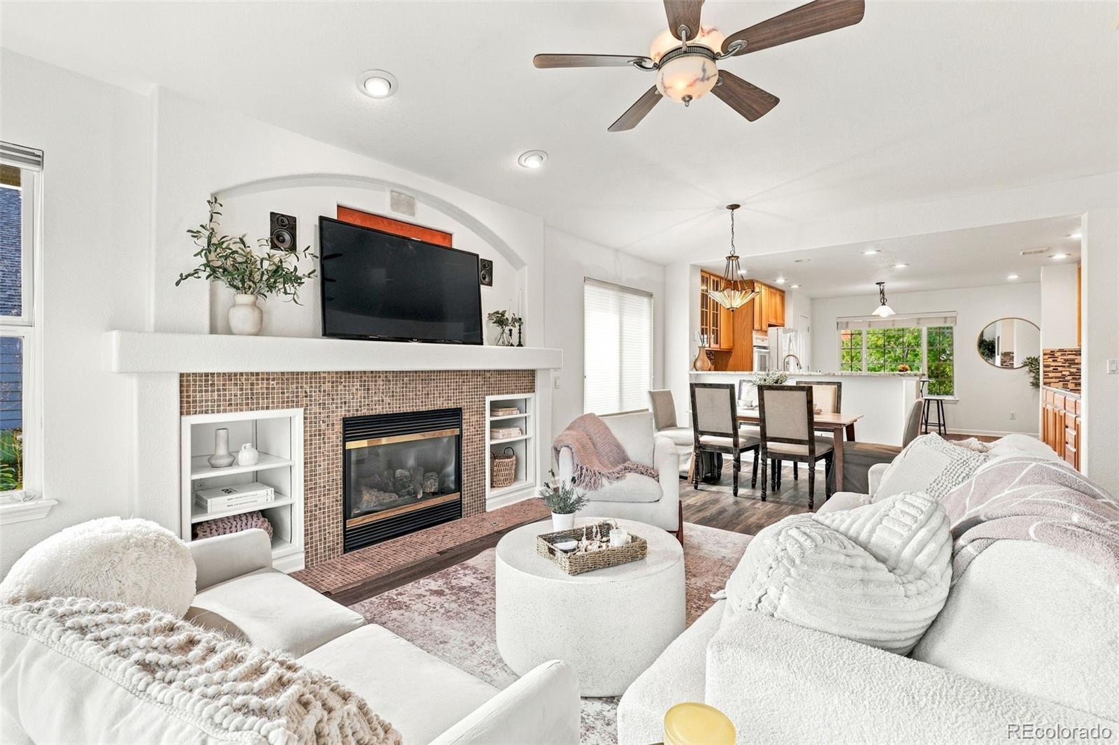MLS Image #11 for 2600 s fundy circle,aurora, Colorado