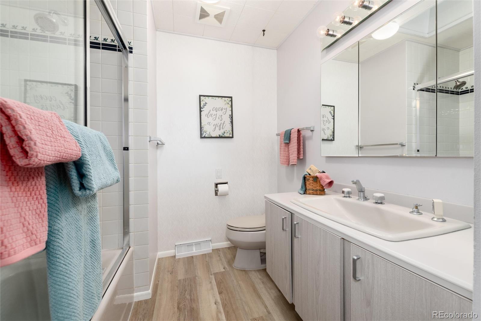MLS Image #12 for 1586 s wright court,lakewood, Colorado