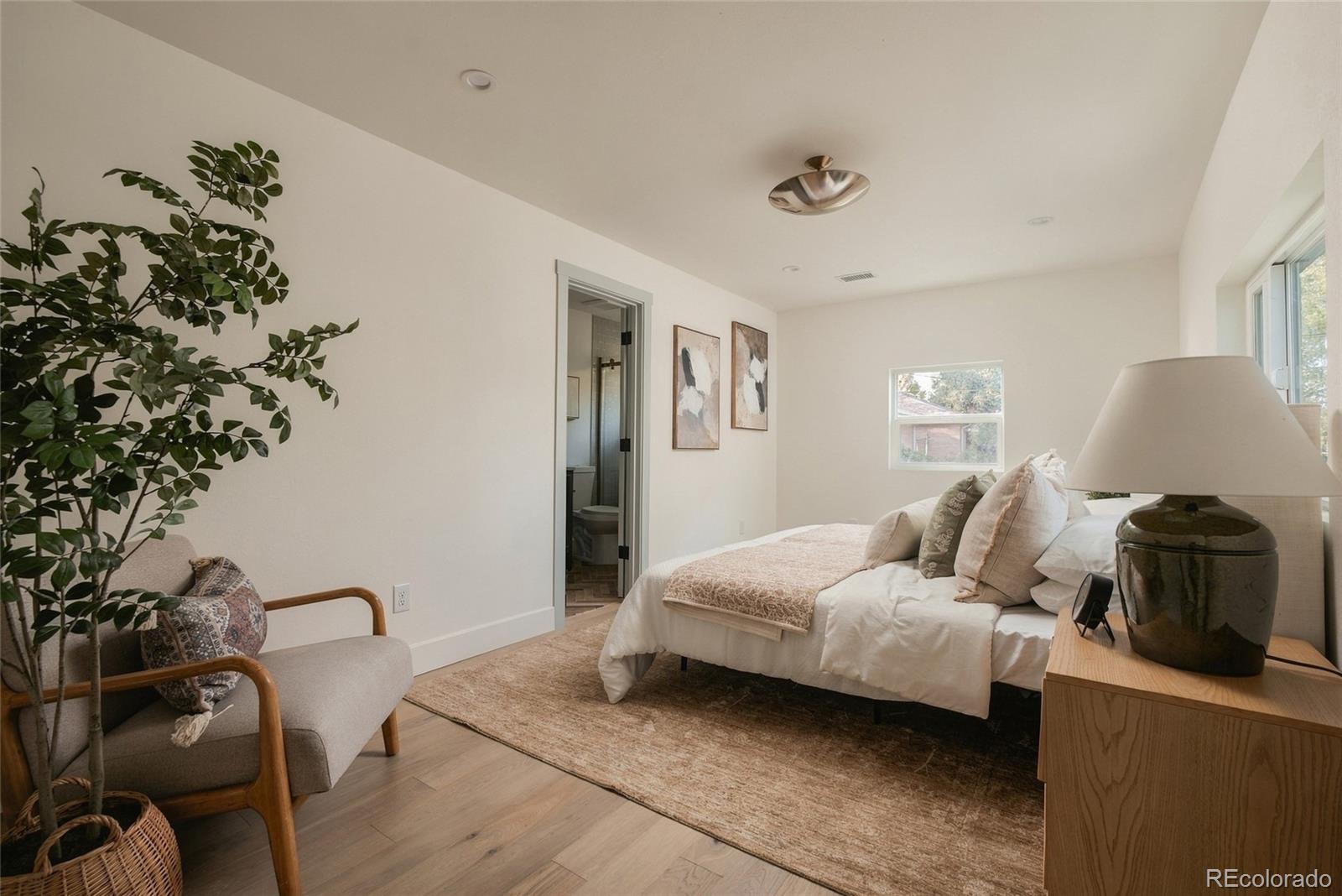 MLS Image #25 for 1610  roslyn street,denver, Colorado
