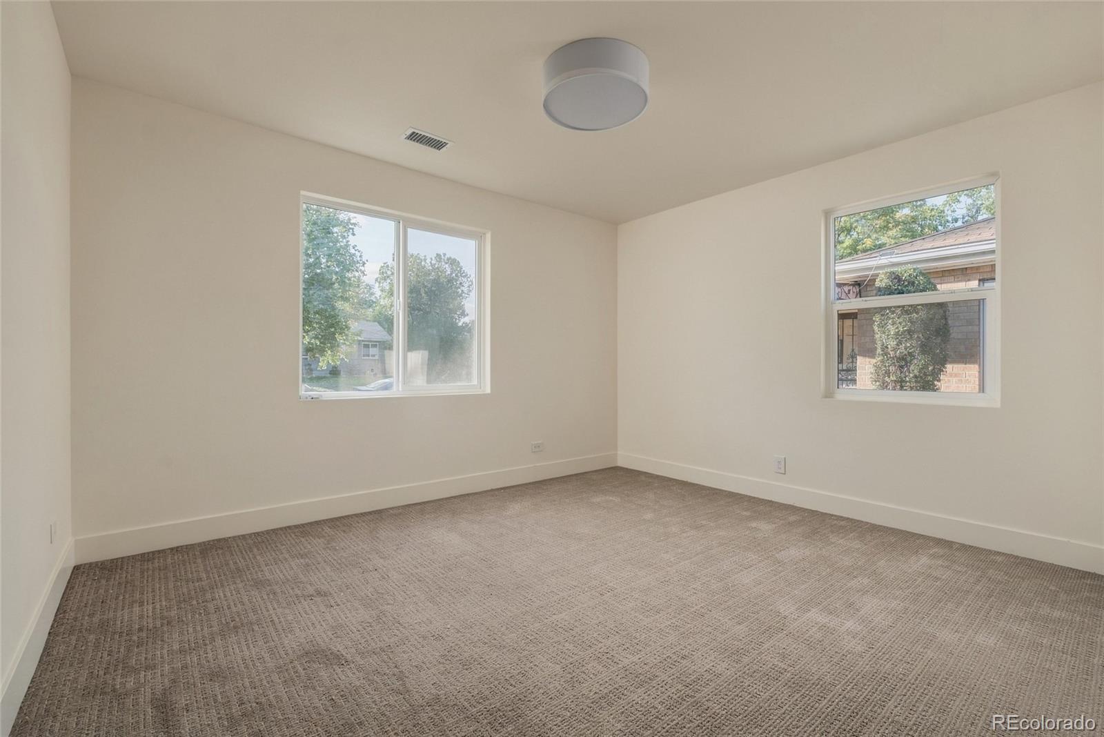 MLS Image #31 for 1610  roslyn street,denver, Colorado