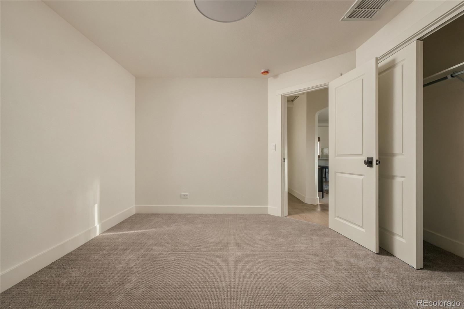 MLS Image #35 for 1610  roslyn street,denver, Colorado