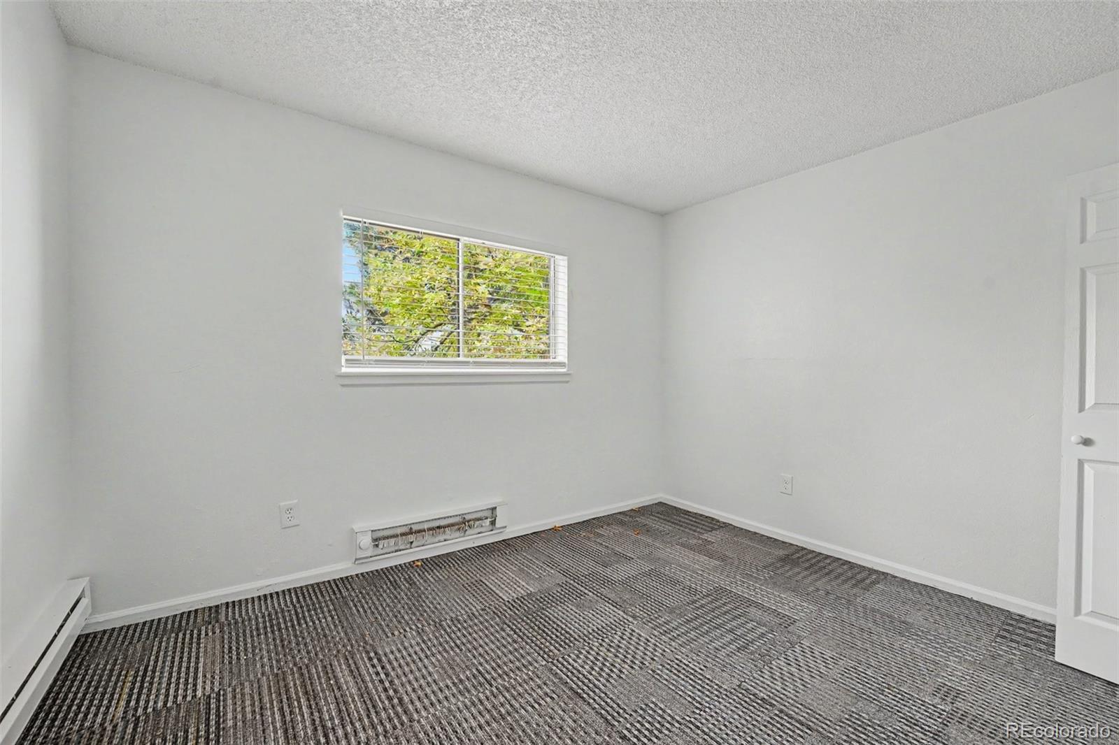 MLS Image #5 for 14500 e 2nd avenue,aurora, Colorado