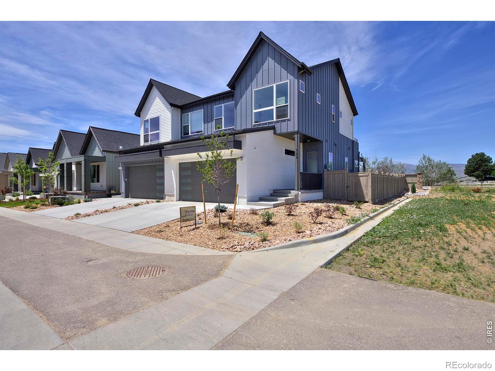 MLS Image #1 for 725  kubat lane,longmont, Colorado