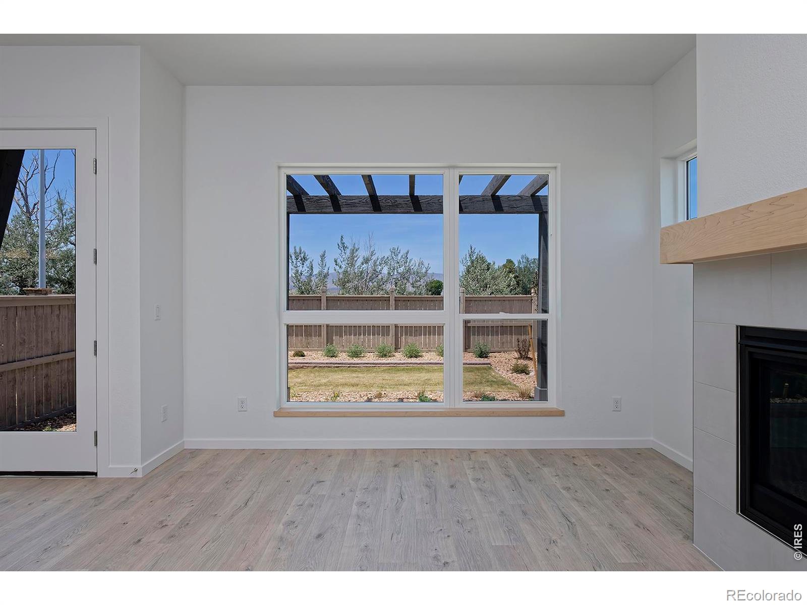 MLS Image #10 for 725  kubat lane,longmont, Colorado