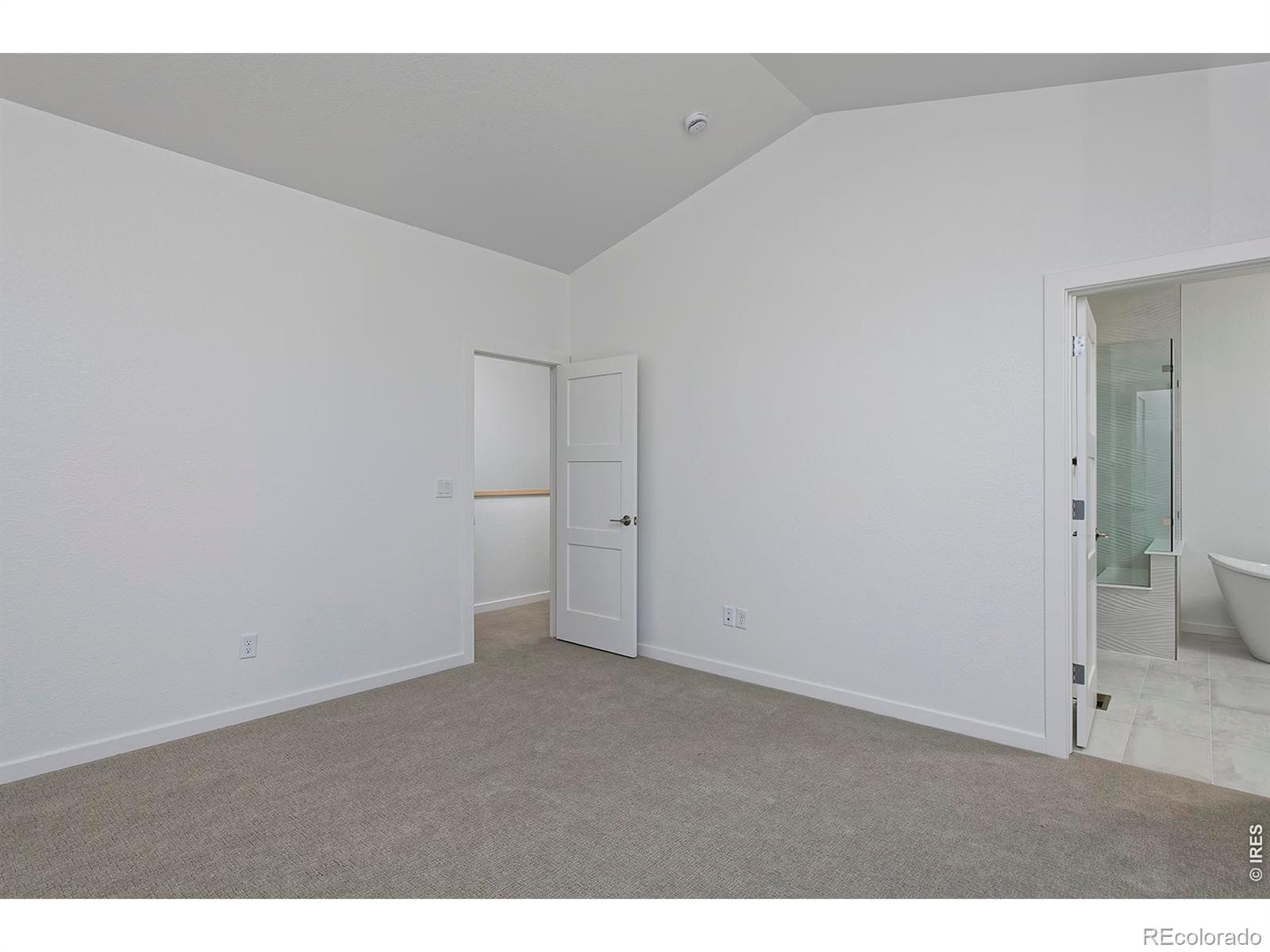 MLS Image #16 for 725  kubat lane,longmont, Colorado