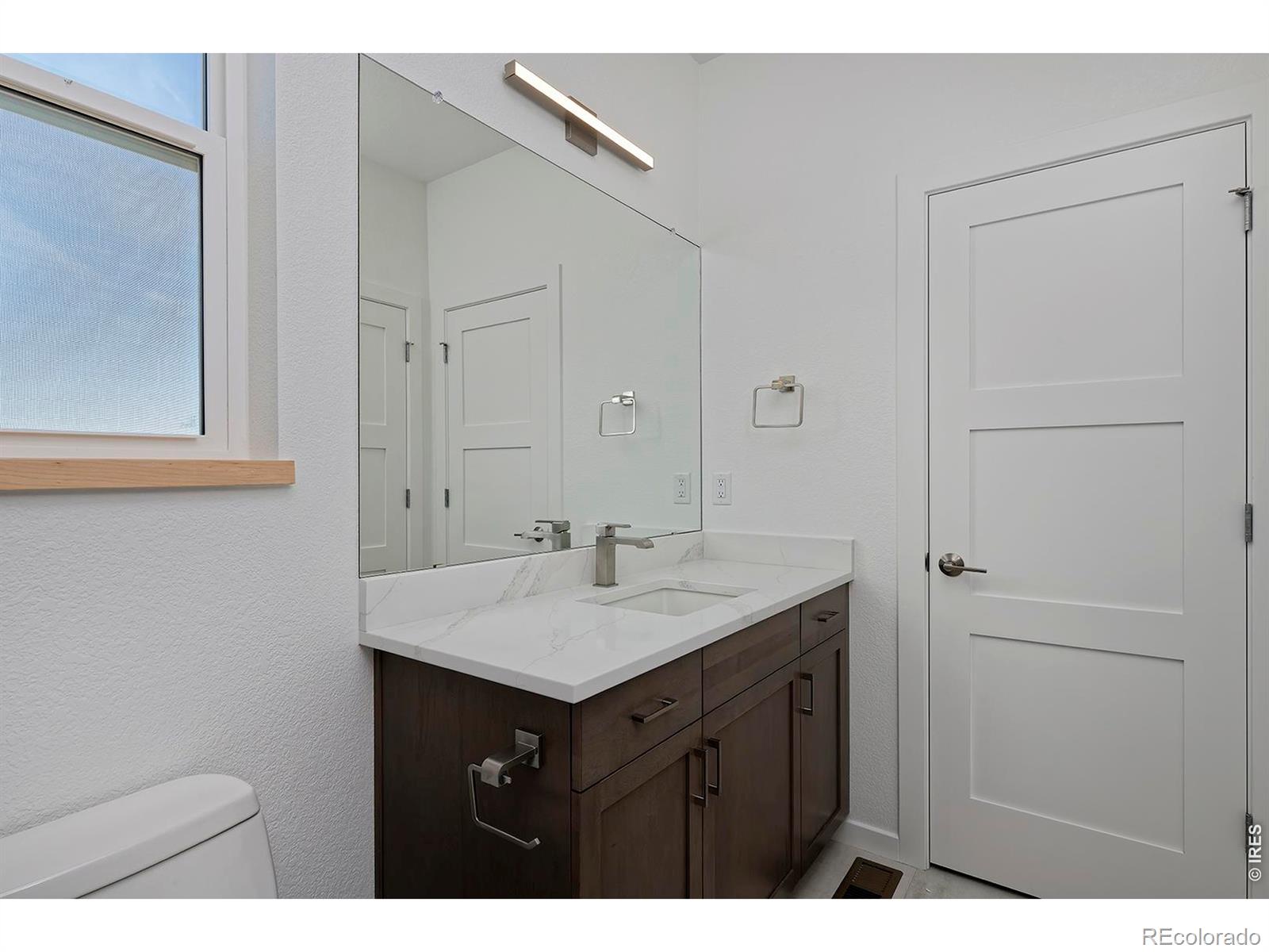 MLS Image #21 for 725  kubat lane,longmont, Colorado