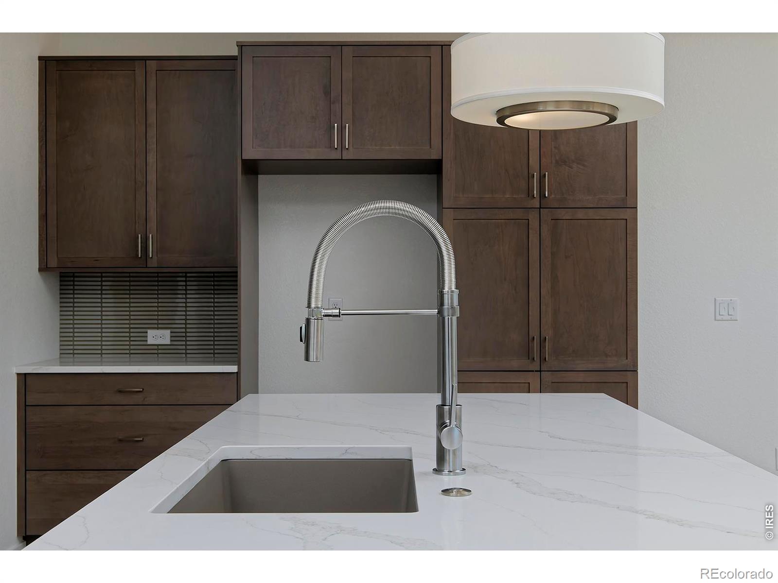 MLS Image #7 for 725  kubat lane,longmont, Colorado