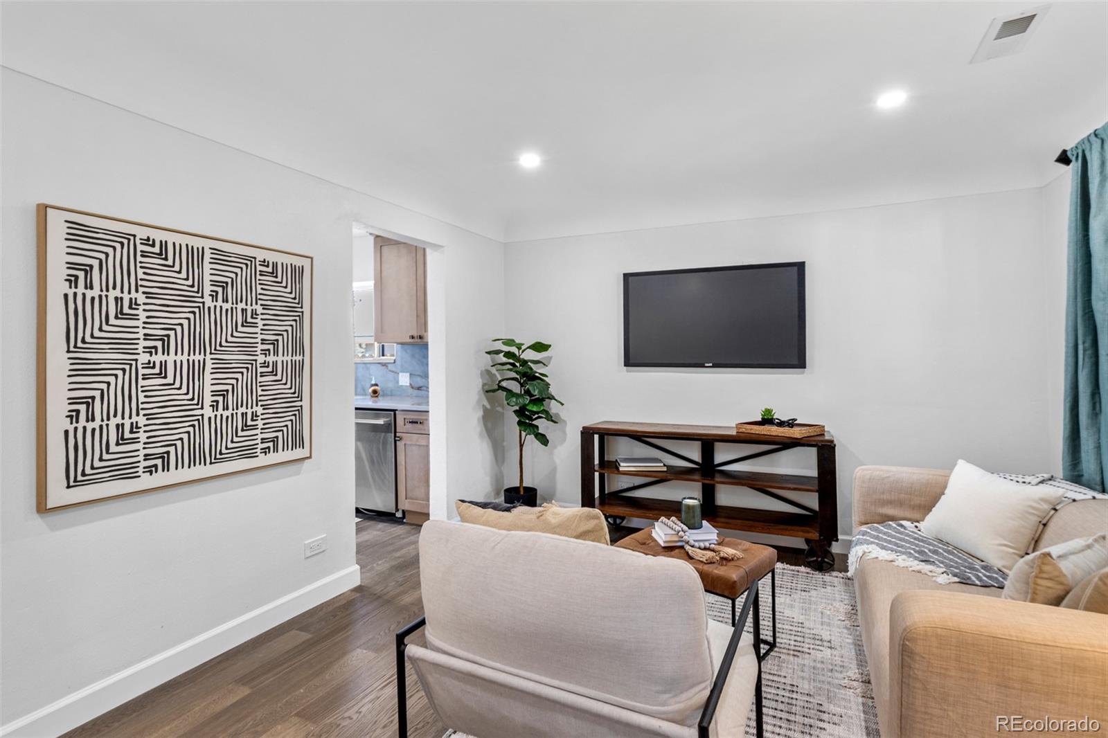 MLS Image #5 for 950  utica street,denver, Colorado