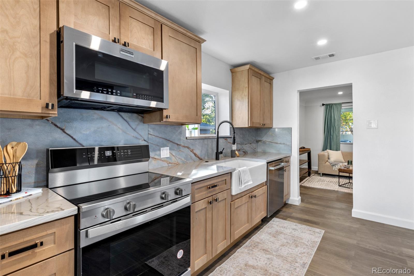 MLS Image #7 for 950  utica street,denver, Colorado