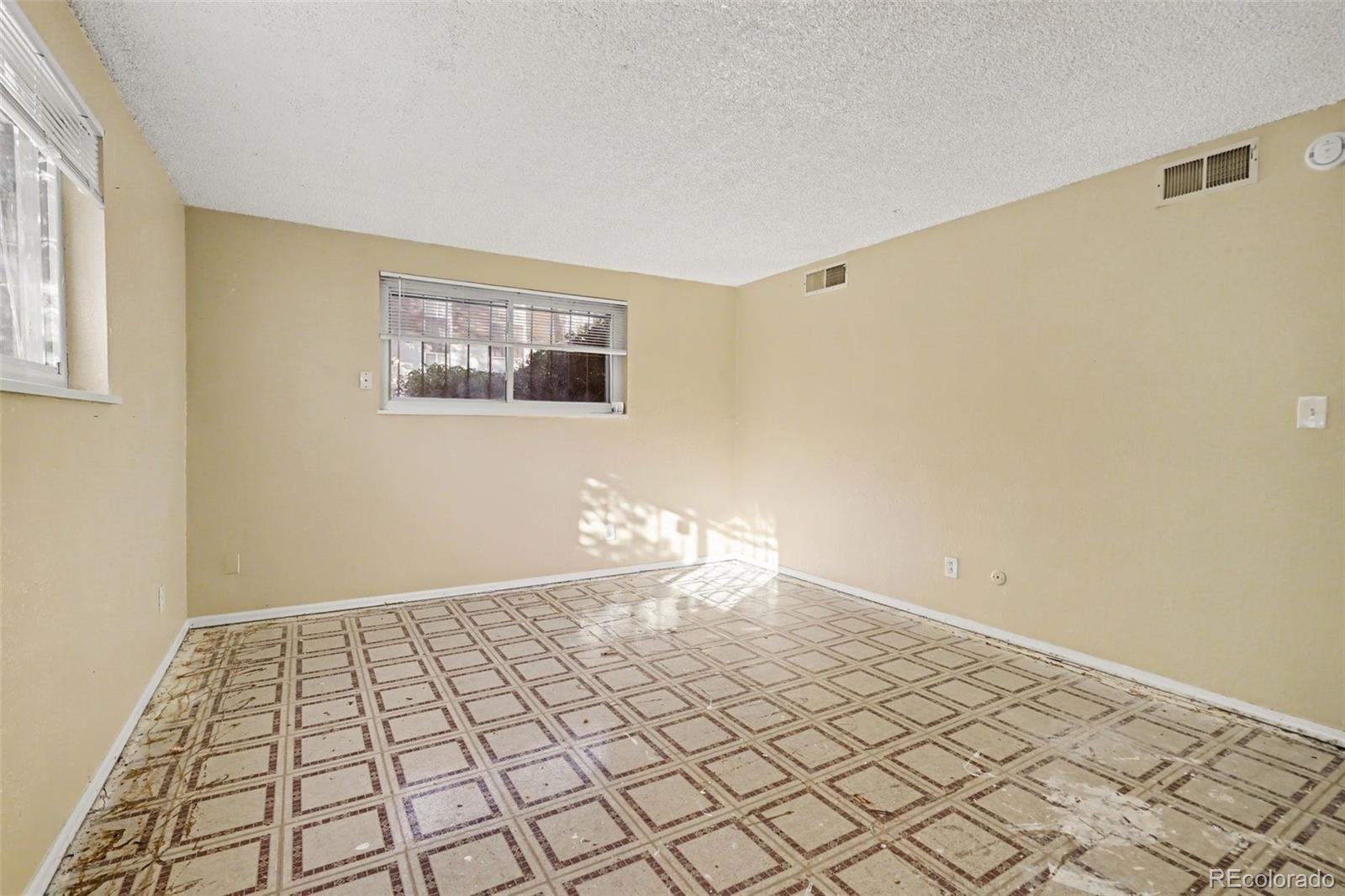 MLS Image #4 for 7755 e quincy avenue,denver, Colorado