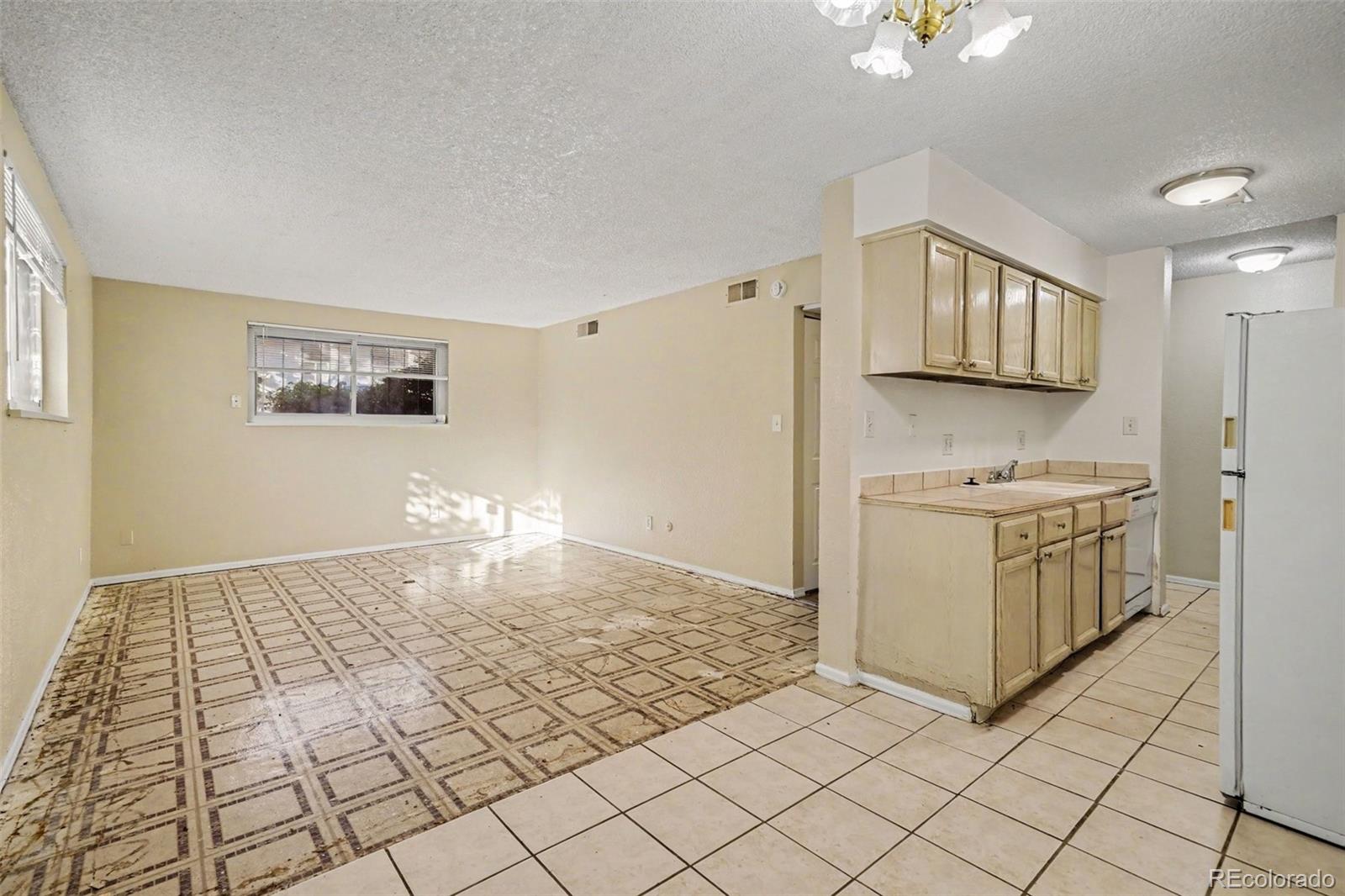 MLS Image #5 for 7755 e quincy avenue,denver, Colorado