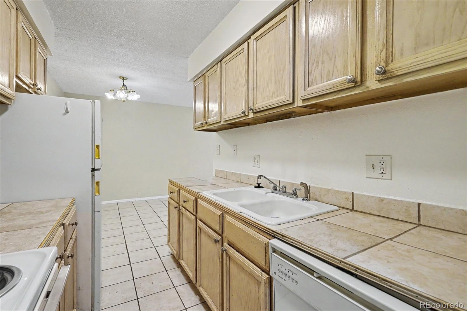MLS Image #8 for 7755 e quincy avenue,denver, Colorado