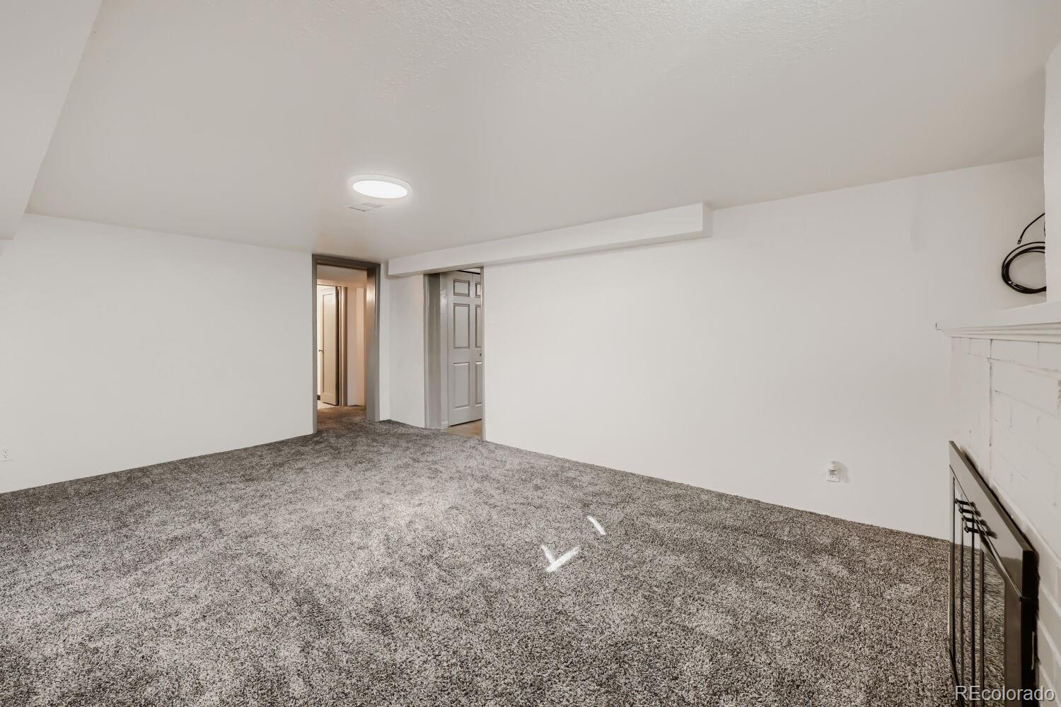 MLS Image #12 for 2116 s grant street,denver, Colorado