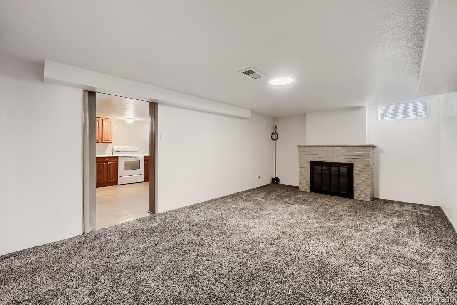 MLS Image #13 for 2116 s grant street,denver, Colorado