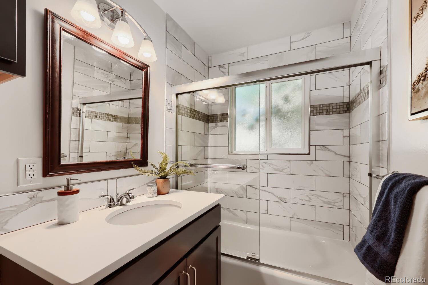 MLS Image #16 for 2116 s grant street,denver, Colorado