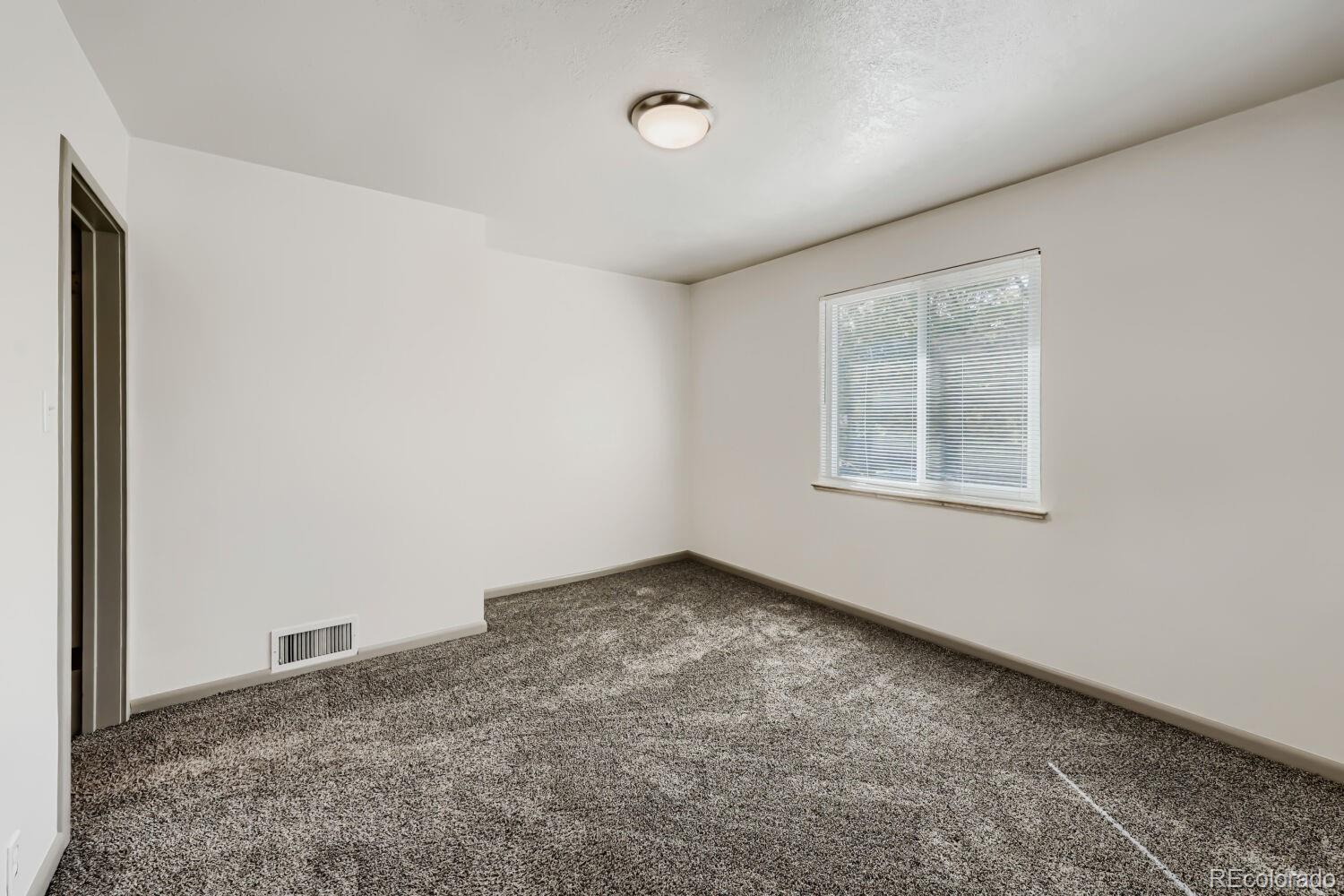 MLS Image #18 for 2116 s grant street,denver, Colorado