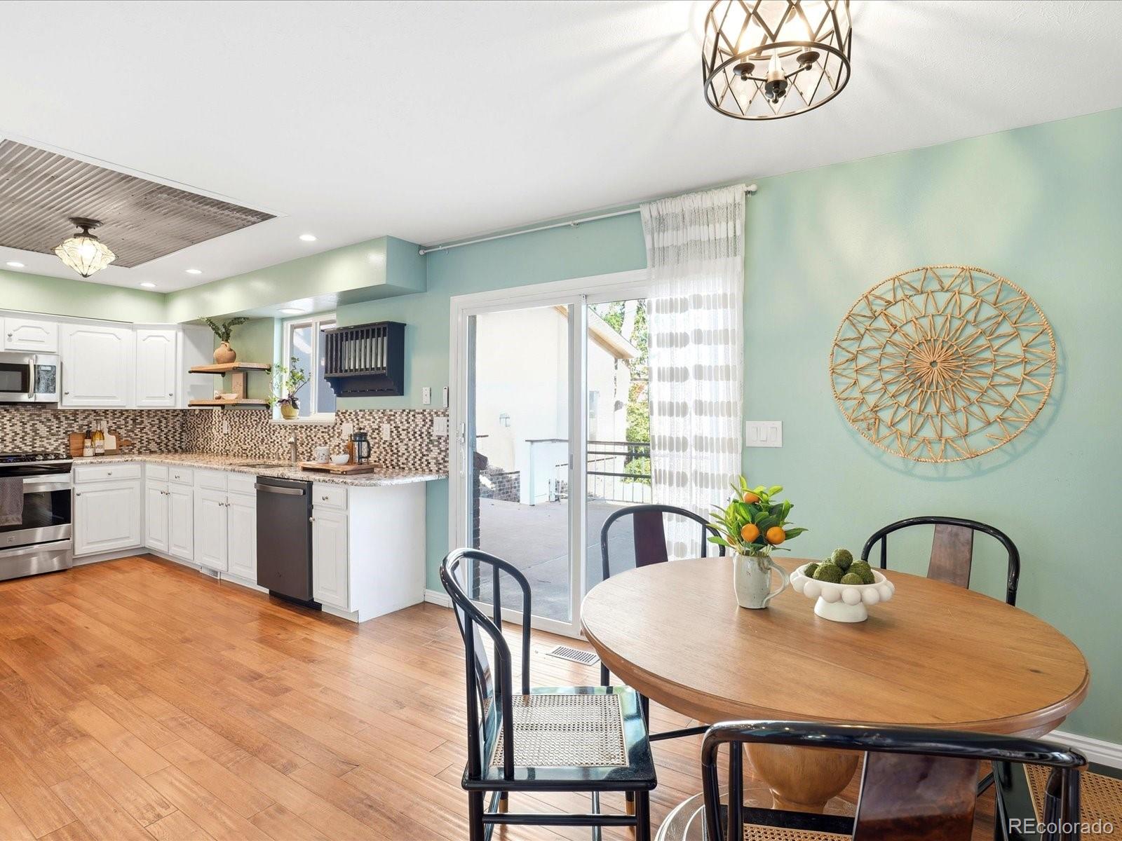 MLS Image #12 for 8374 s yukon street,littleton, Colorado