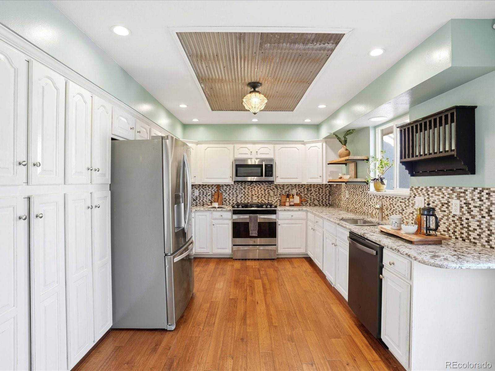 MLS Image #13 for 8374 s yukon street,littleton, Colorado