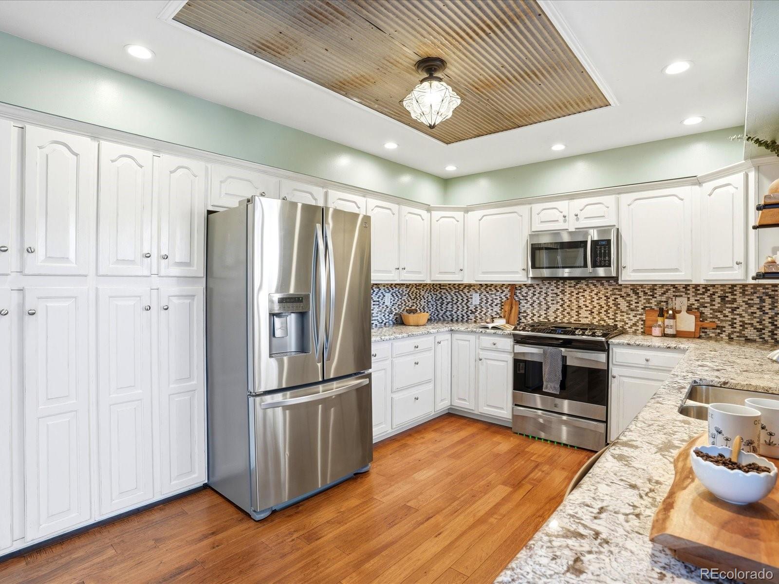 MLS Image #15 for 8374 s yukon street,littleton, Colorado