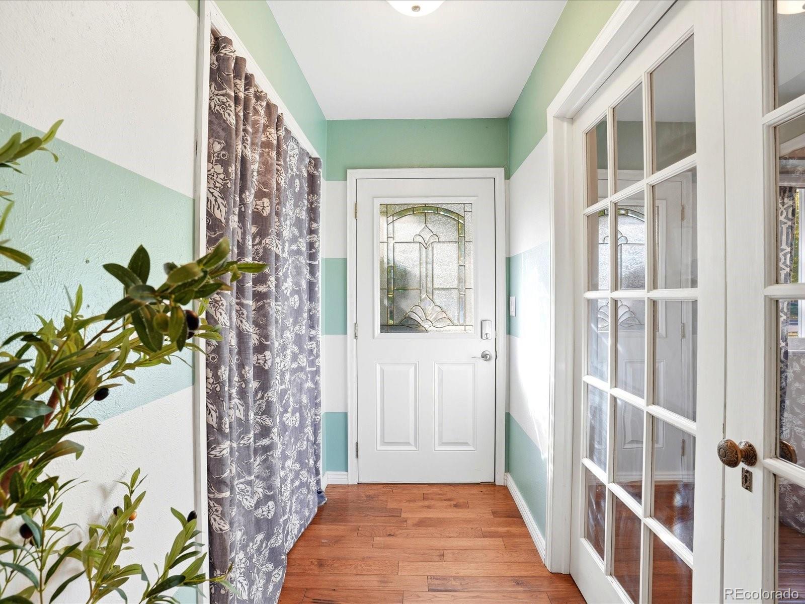 MLS Image #6 for 8374 s yukon street,littleton, Colorado
