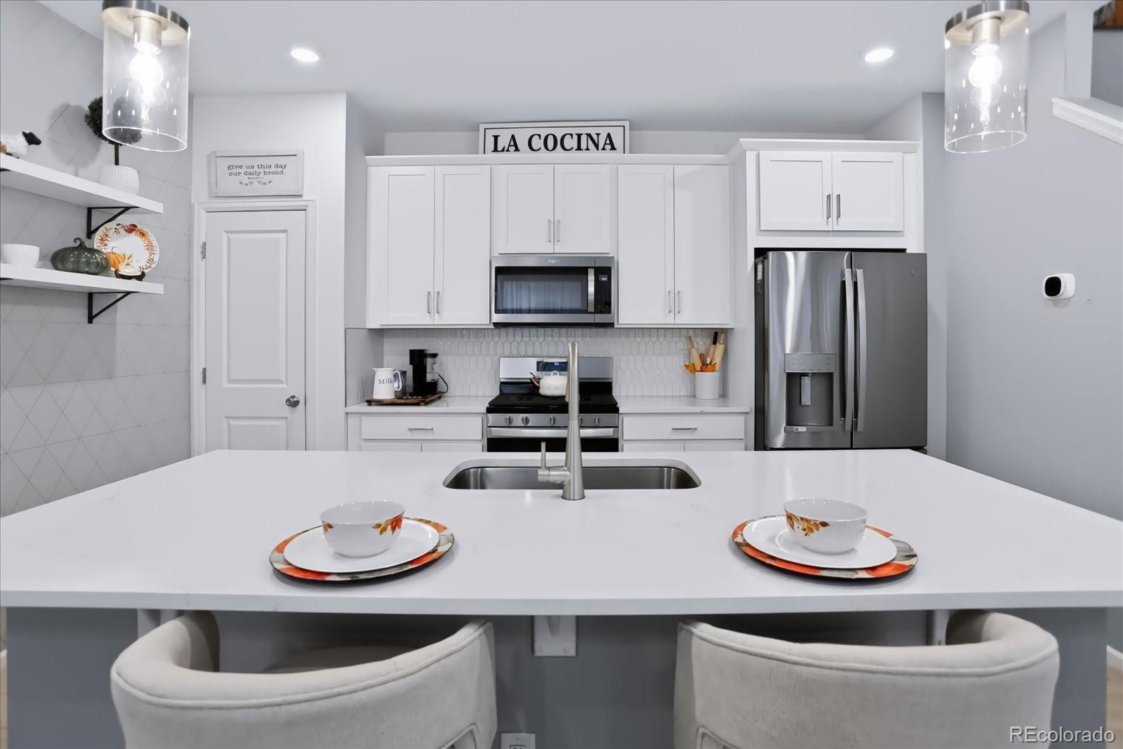 MLS Image #16 for 28272 e 6th place,watkins, Colorado