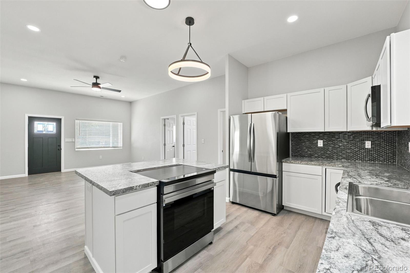 MLS Image #3 for 2200  lewis avenue,pueblo, Colorado
