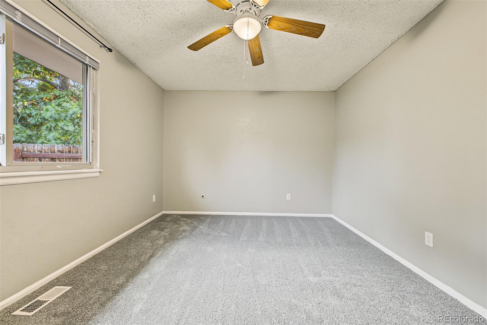 MLS Image #14 for 9288 w maryland place,lakewood, Colorado