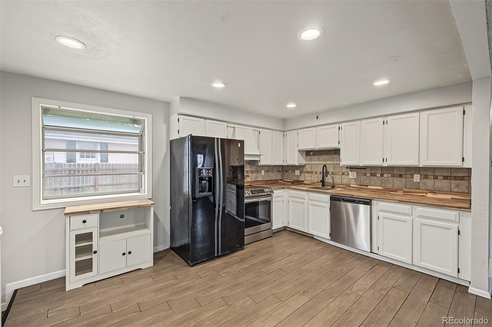 MLS Image #8 for 9288 w maryland place,lakewood, Colorado
