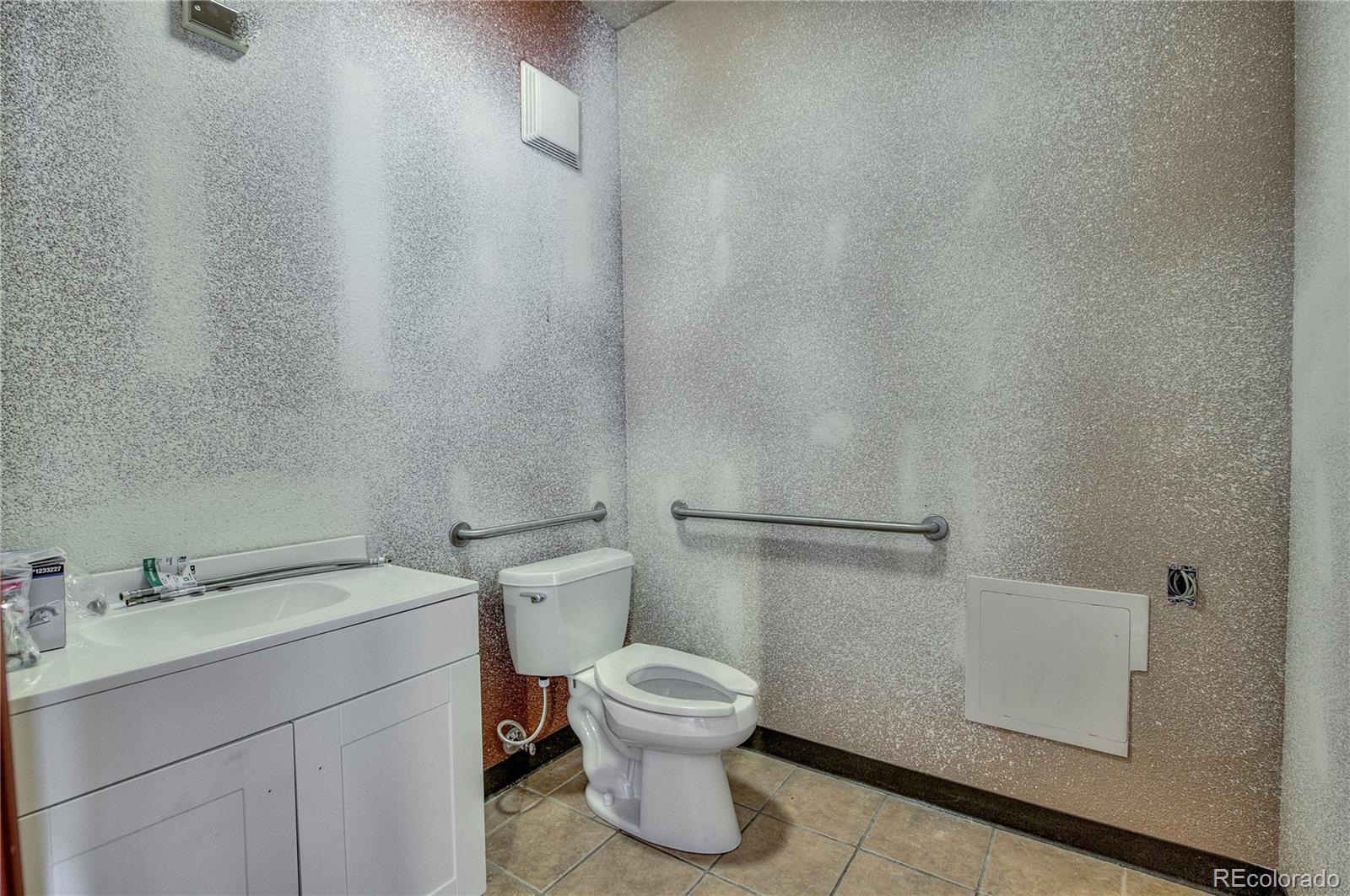 MLS Image #6 for 129 w 10 street,silverthorne, Colorado
