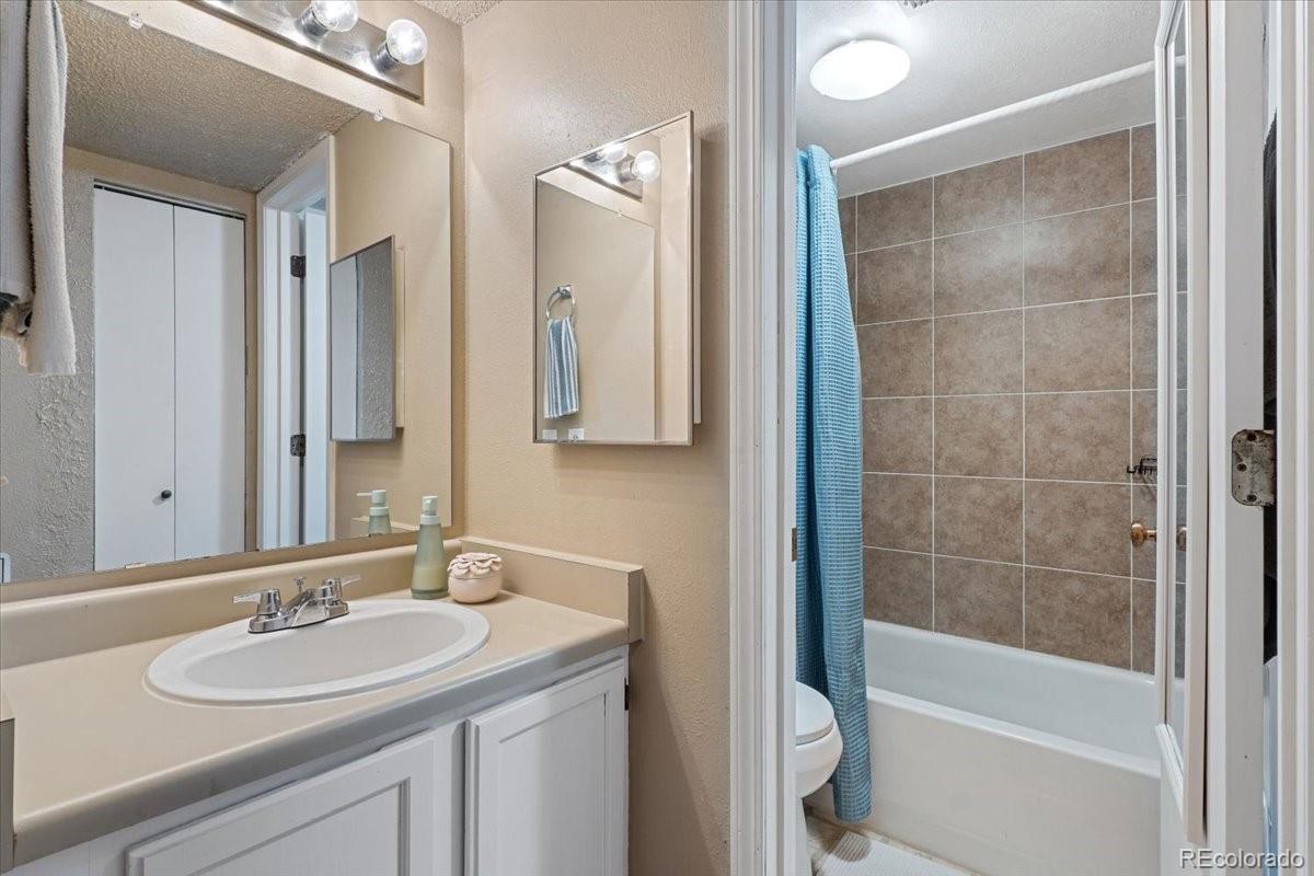 MLS Image #18 for 3121 s tamarac drive 302h,denver, Colorado