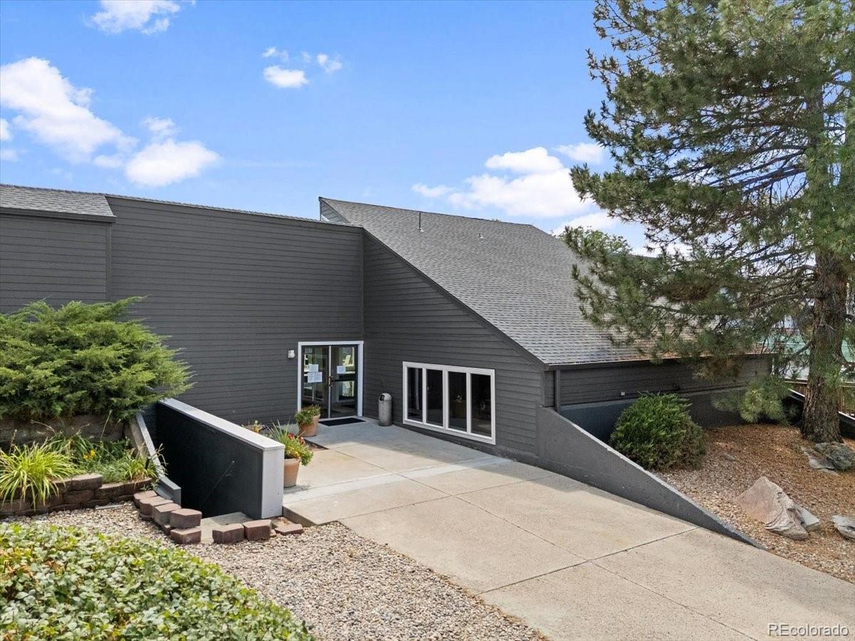 MLS Image #21 for 3121 s tamarac drive 302h,denver, Colorado