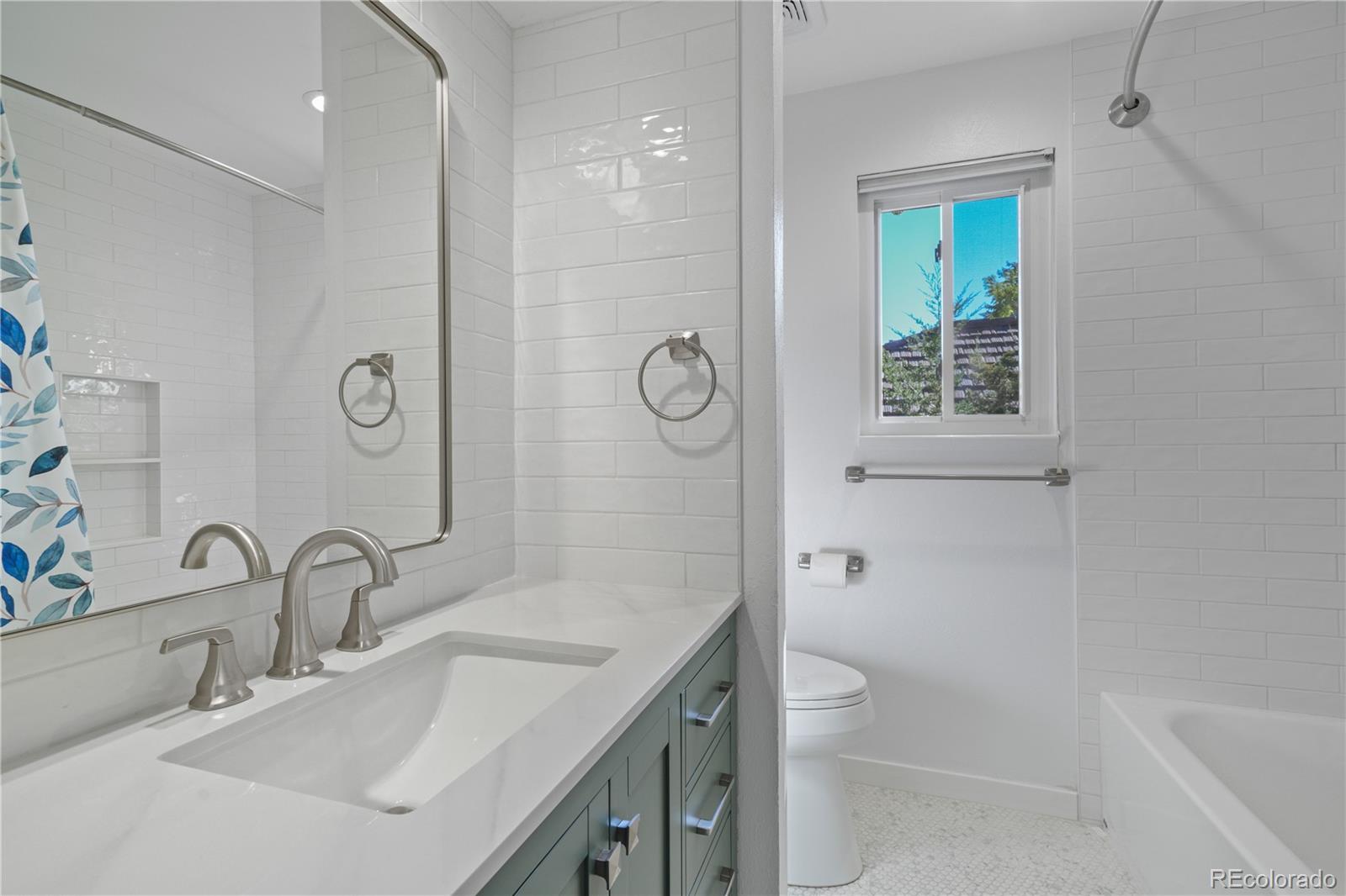 MLS Image #27 for 3685 s narcissus way,denver, Colorado