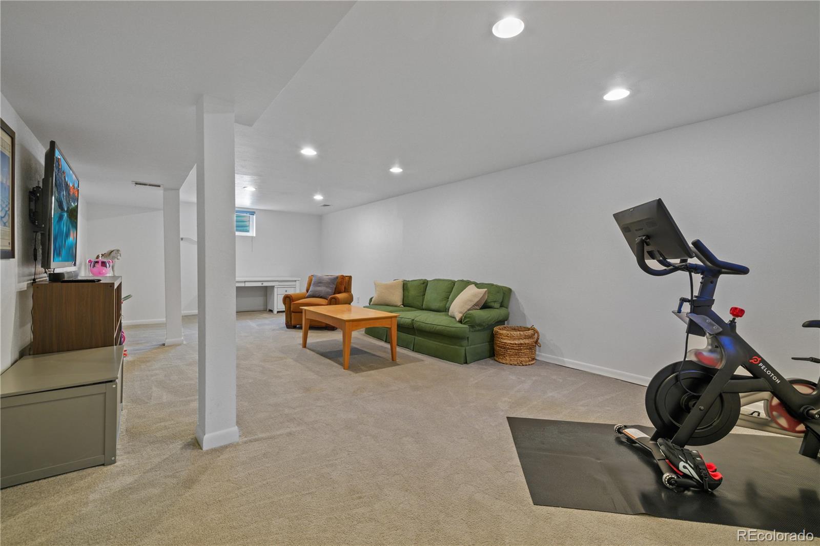 MLS Image #38 for 3685 s narcissus way,denver, Colorado