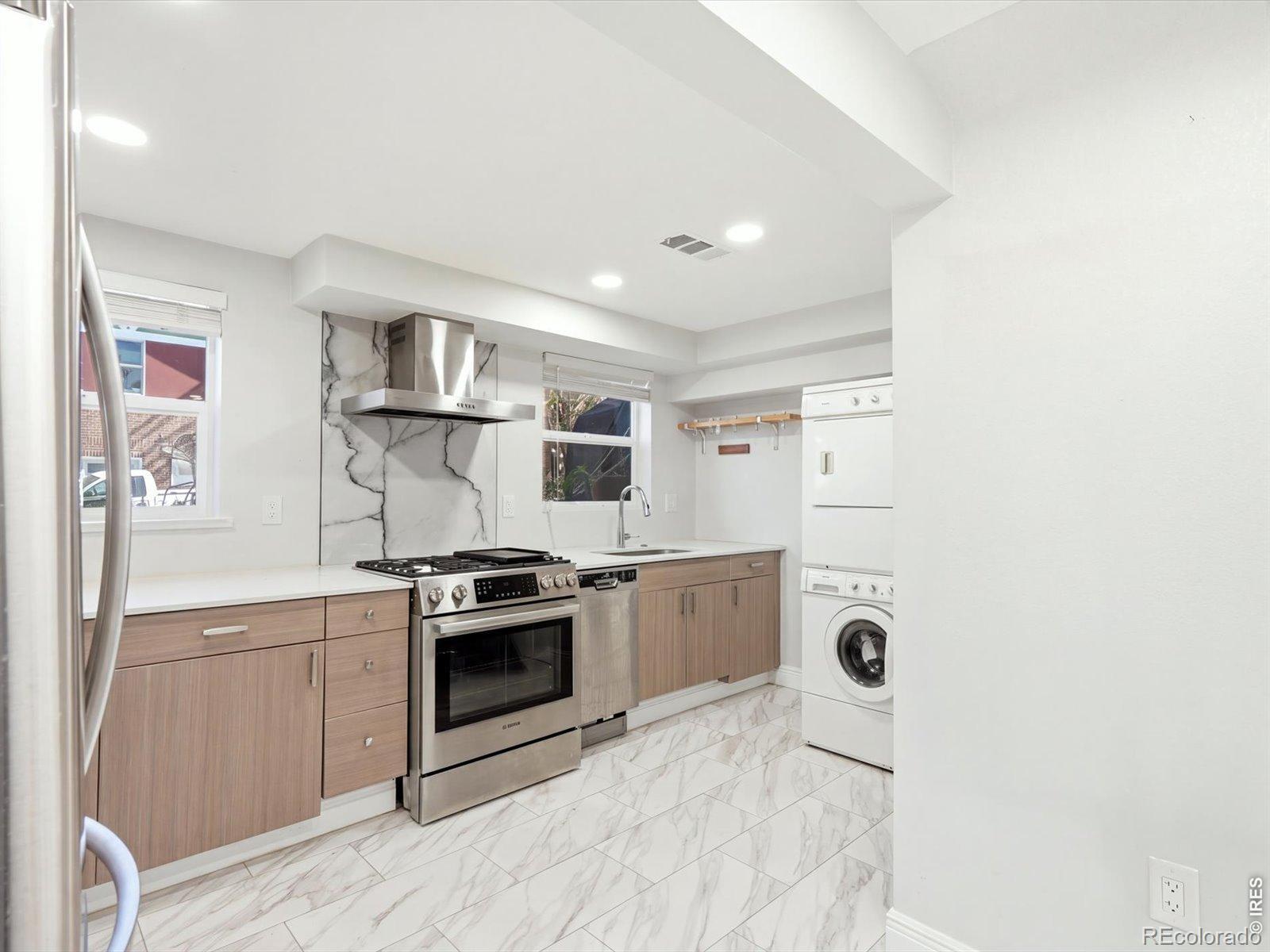 MLS Image #8 for 4260 w 32nd avenue,denver, Colorado