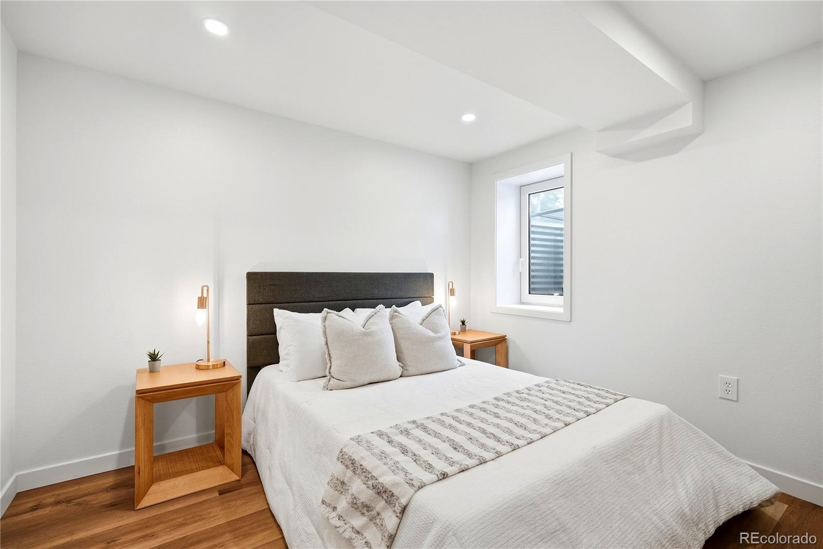 MLS Image #9 for 800 s emerson street,denver, Colorado
