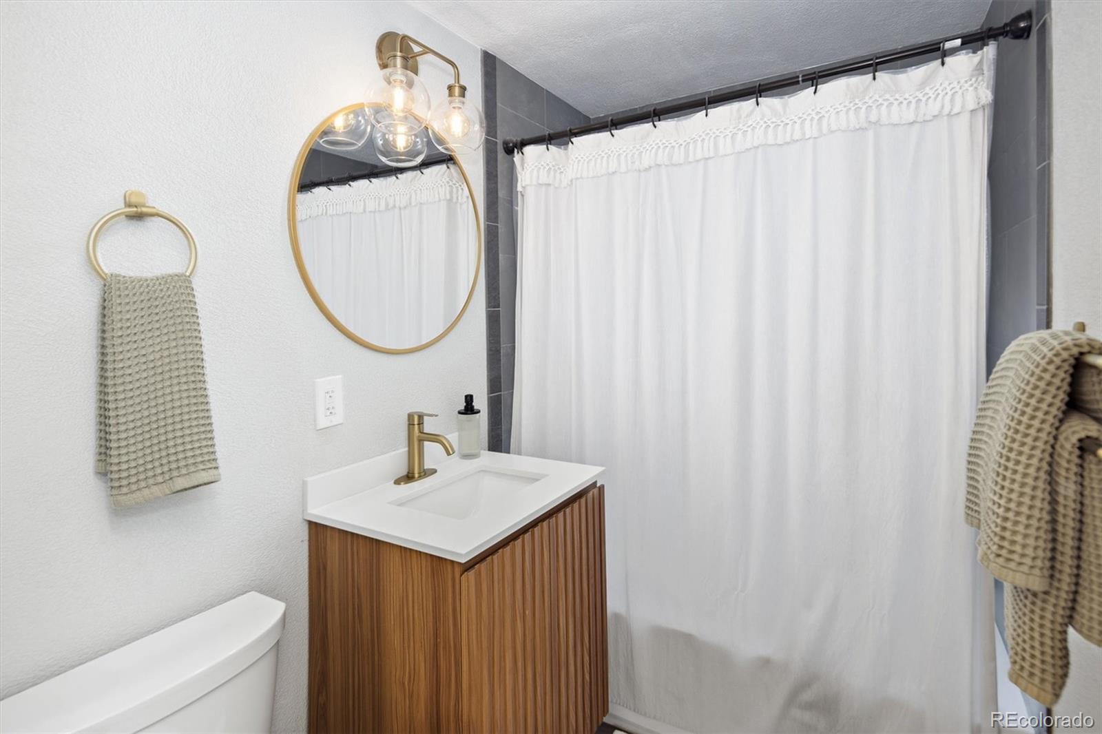 MLS Image #14 for 1260 n humboldt street,denver, Colorado
