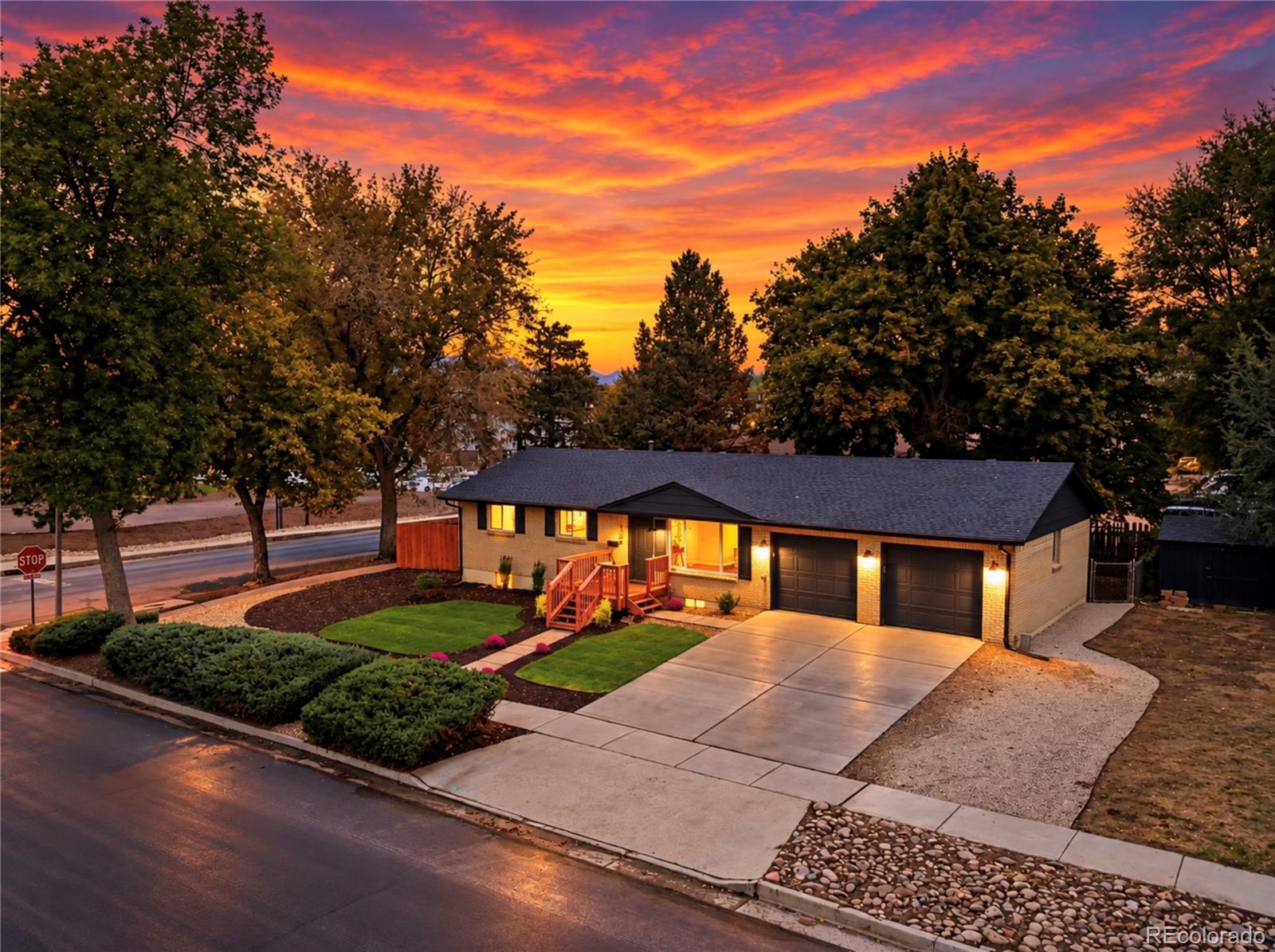 MLS Image #17 for 2308  lelaray street,colorado springs, Colorado