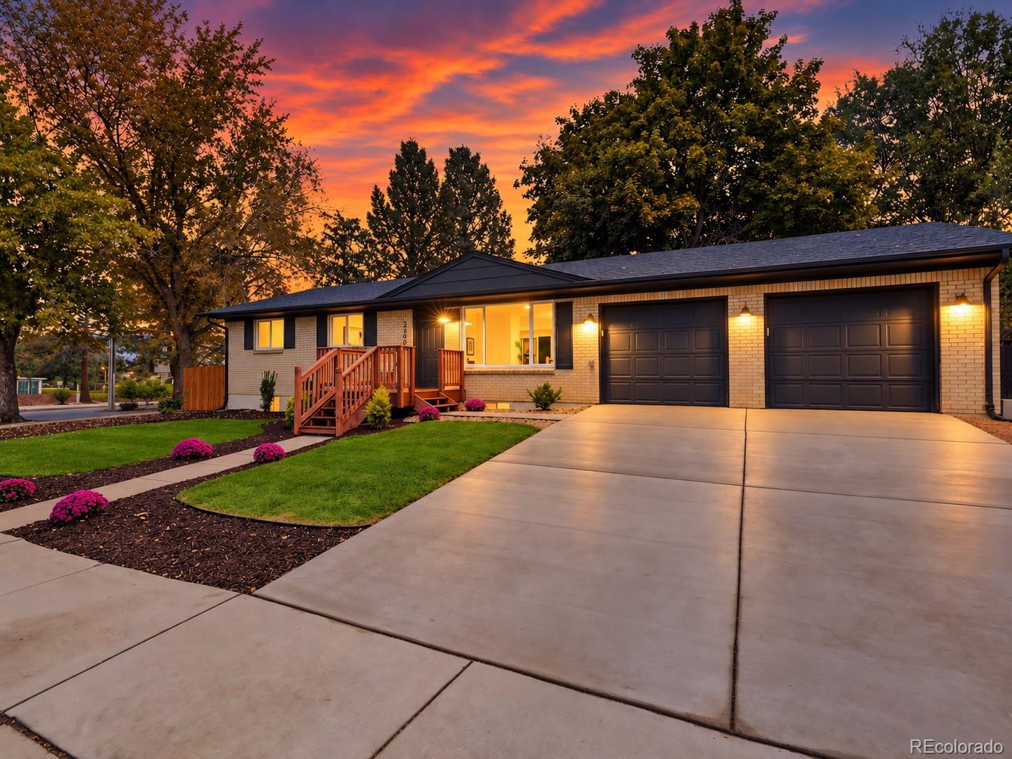 MLS Image #3 for 2308  lelaray street,colorado springs, Colorado